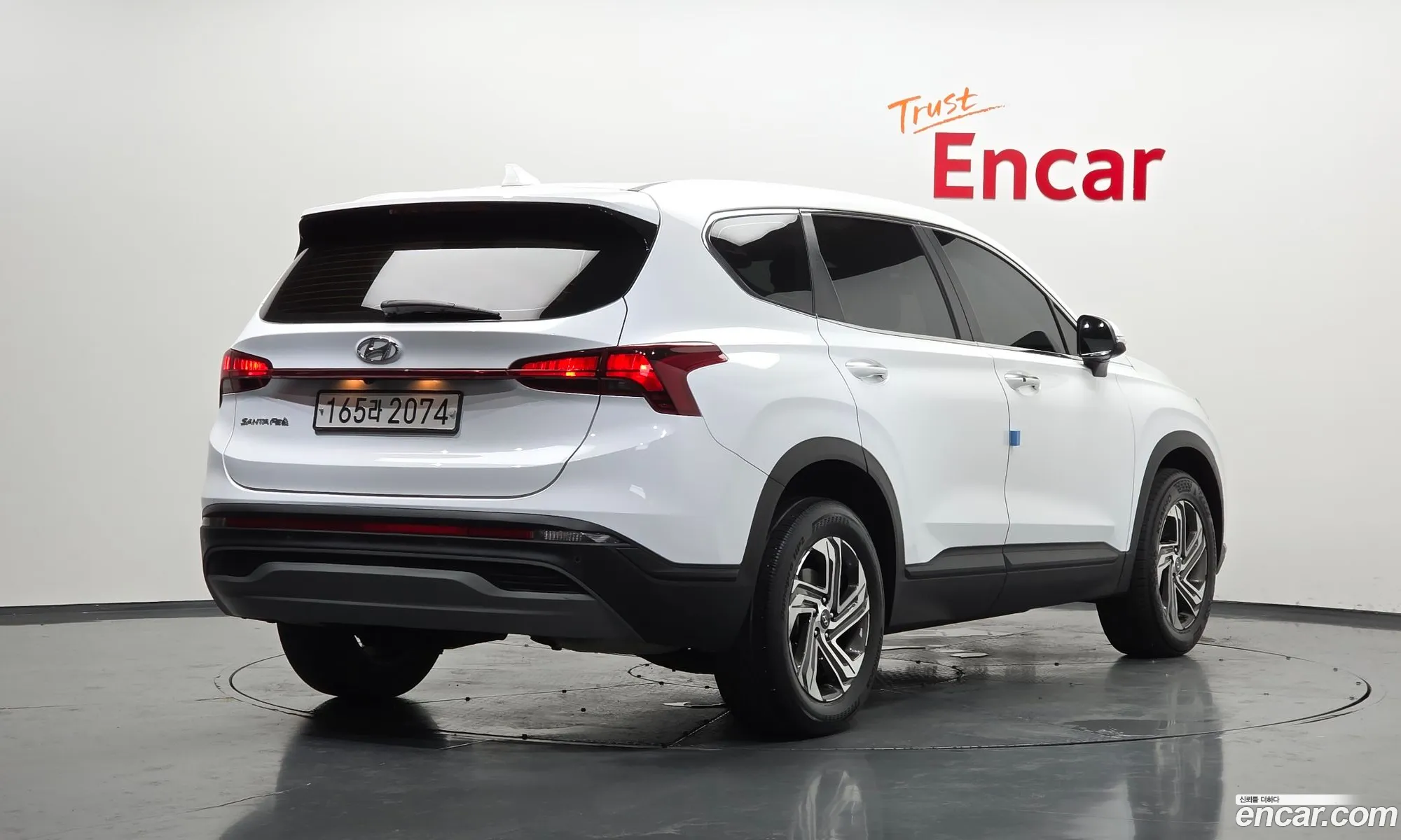 Hyundai Santa Fe 2022 — 25