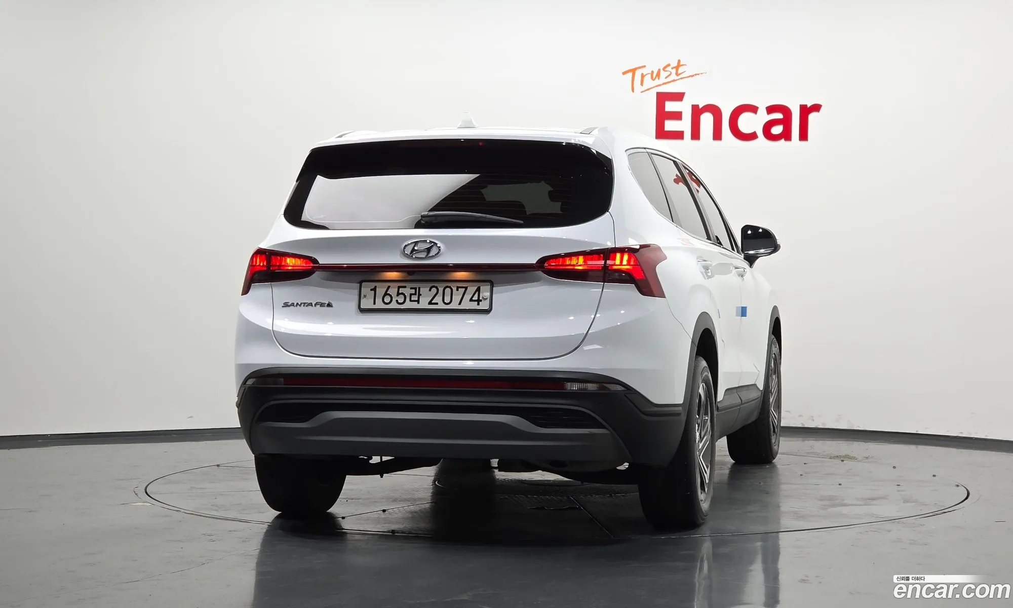 Hyundai Santa Fe 2022 — 17