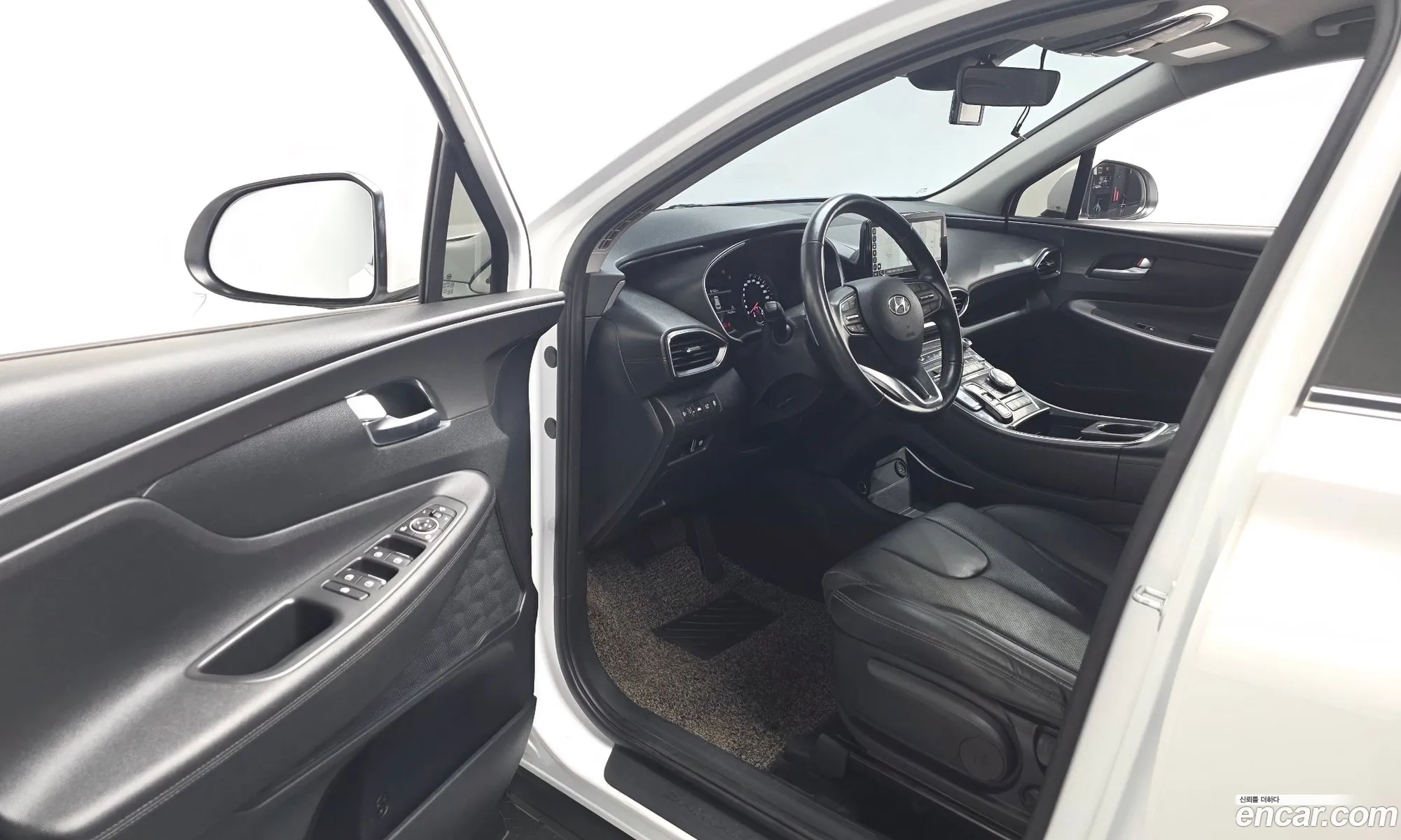 Hyundai Santa Fe 2022 — 24