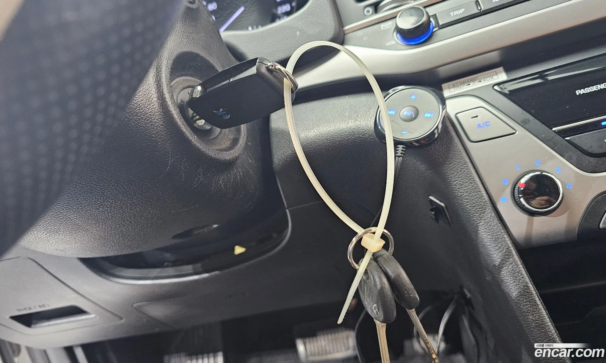 Hyundai Elantra AD 2015 — 19