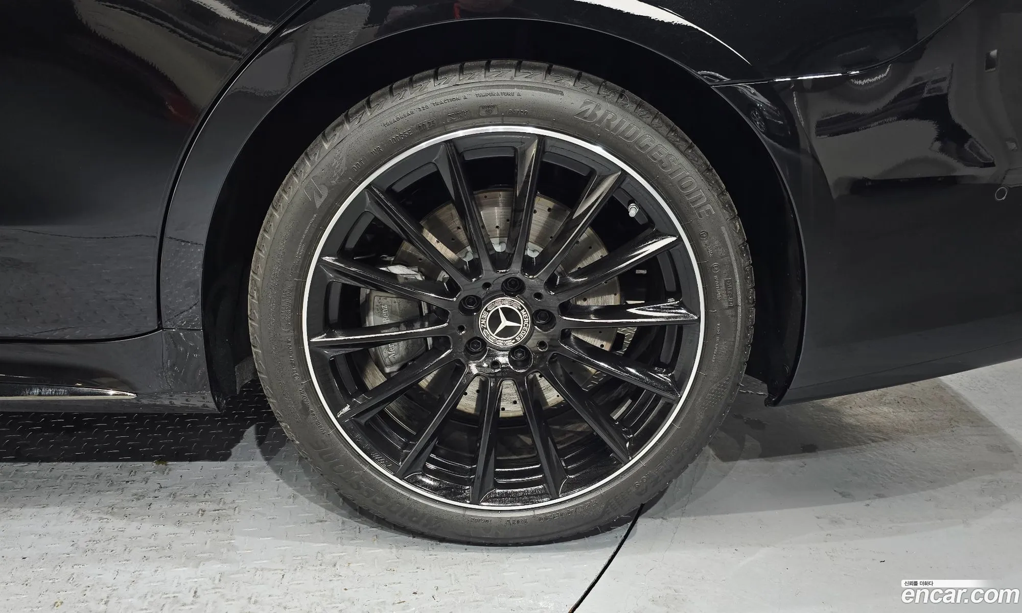 Mercedes-Benz S-Class W223 2025 — 30