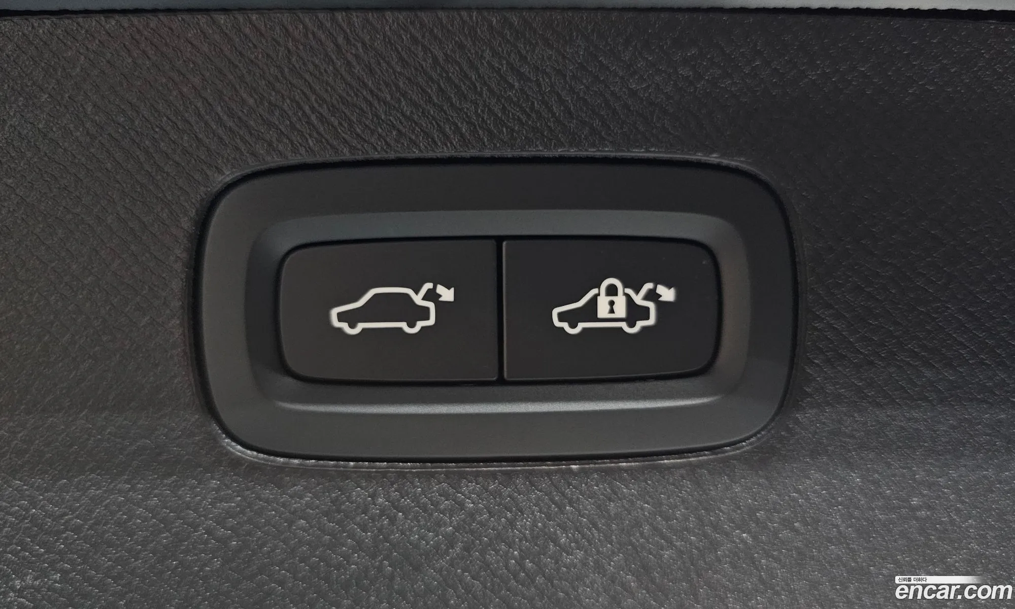 Volvo XC90 2024 YV1LF062XR1172901 — 28