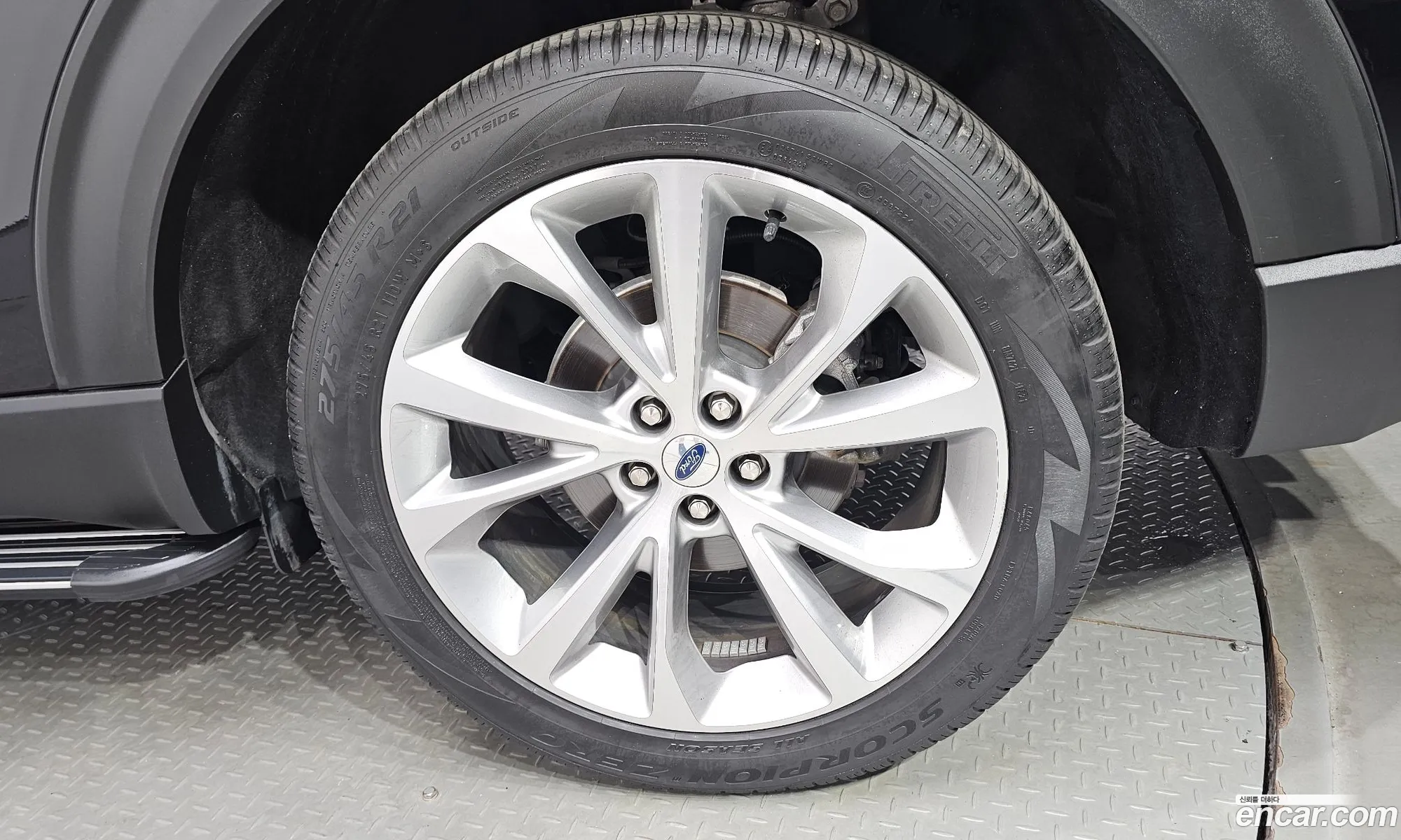 Ford Explorer 6th Gen 2021 1FM5K8HC8MGB48399 — 6