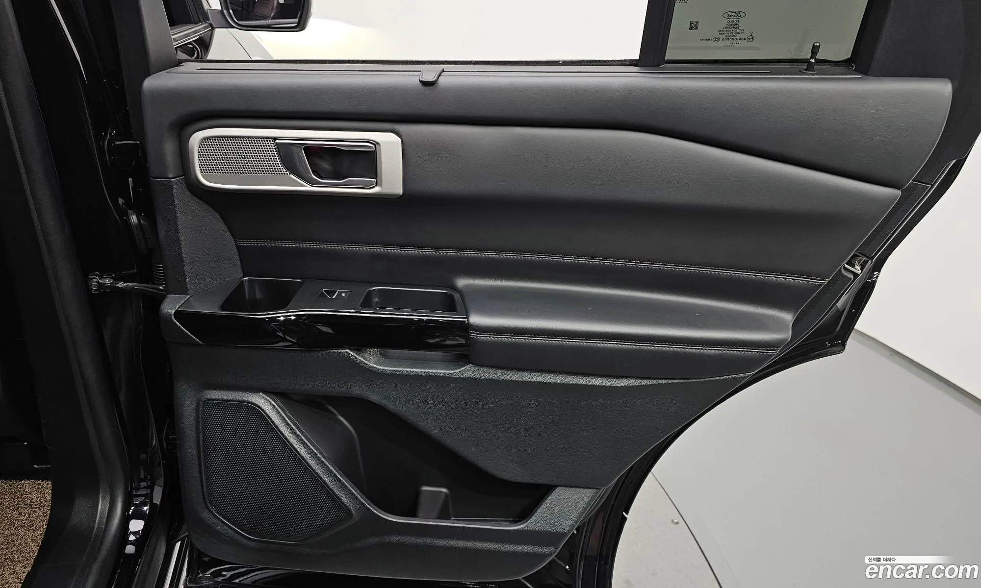 Ford Explorer 6th Gen 2021 1FM5K8HC8MGB48399 — 30