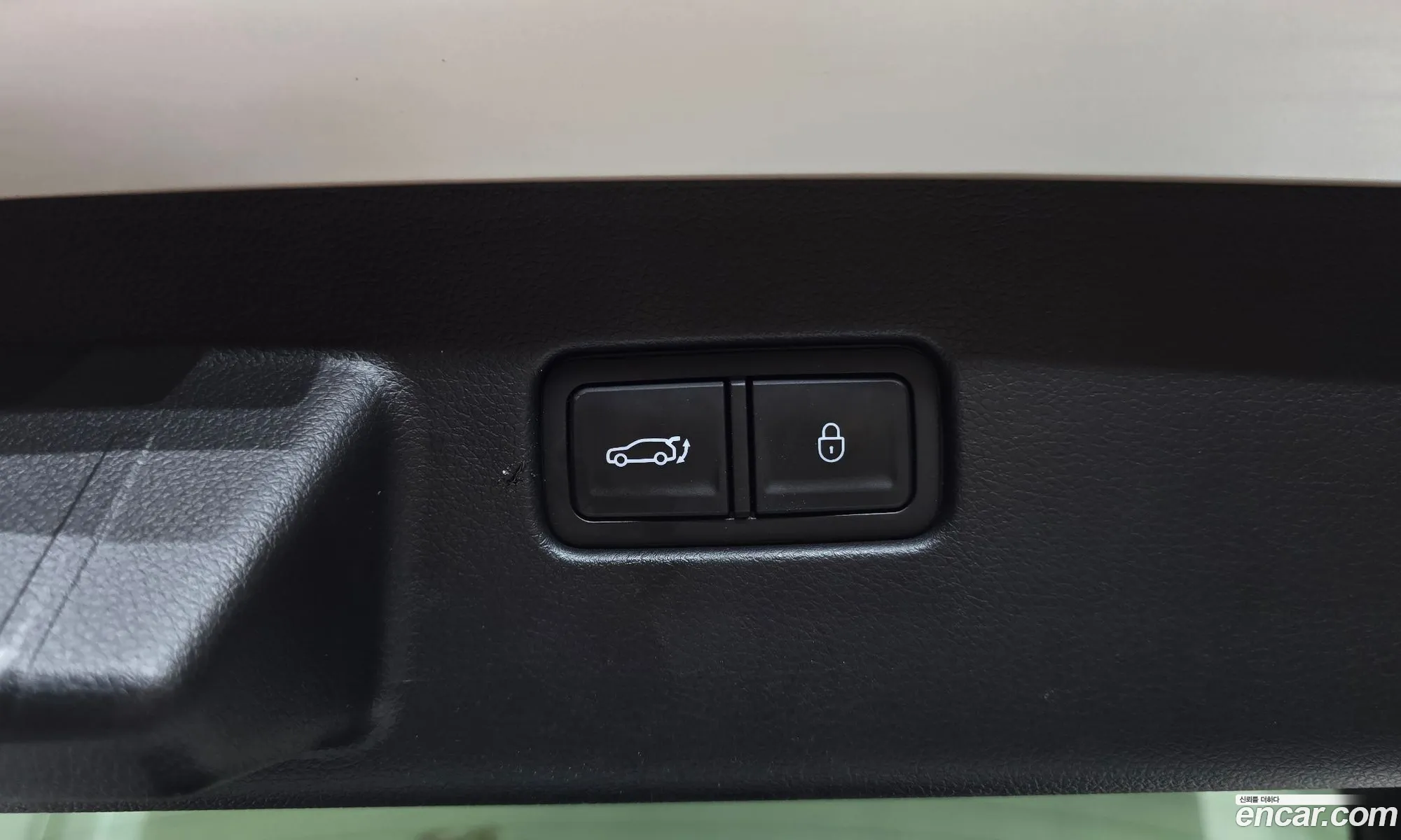 Genesis GV60 2022 — 2
