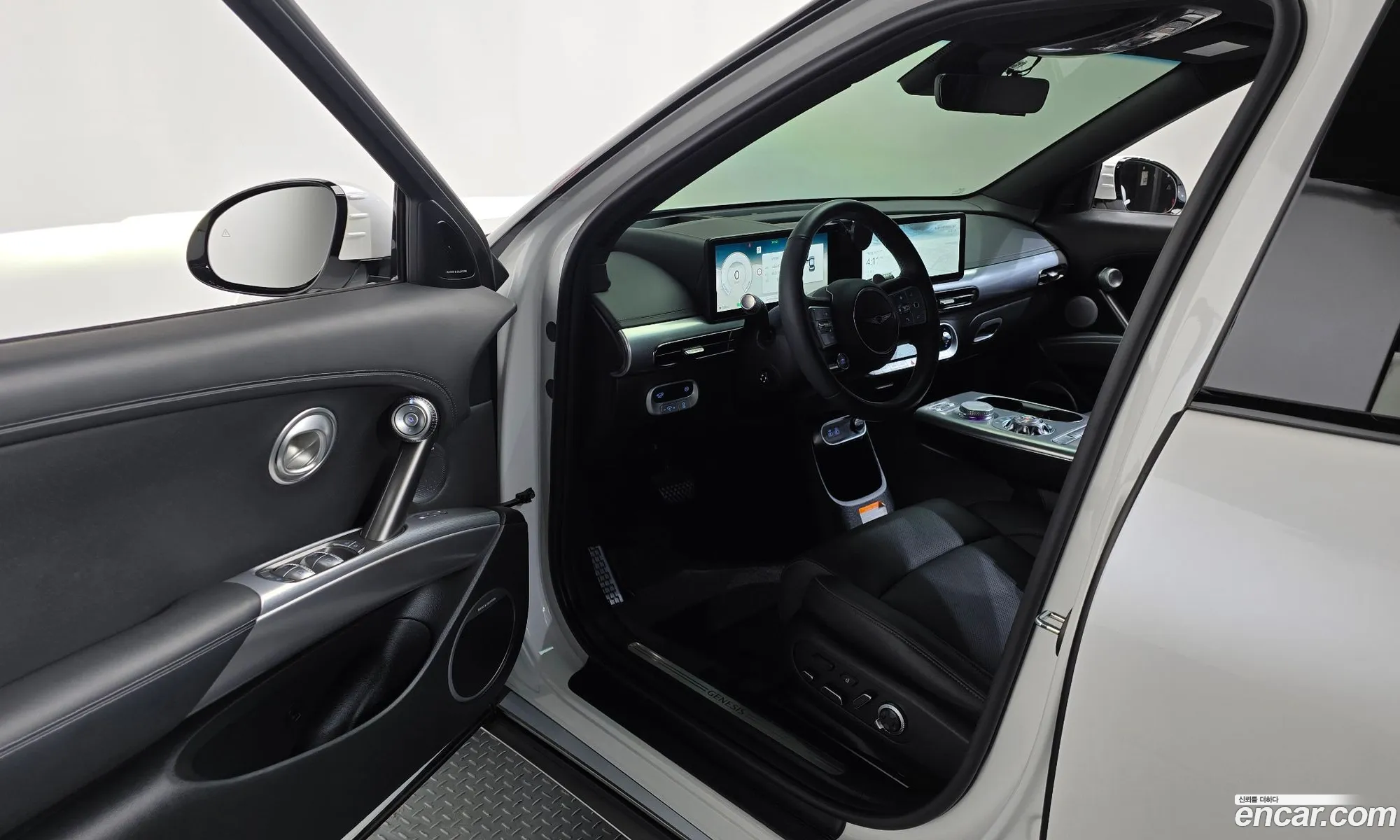 Genesis GV60 2022 — 7