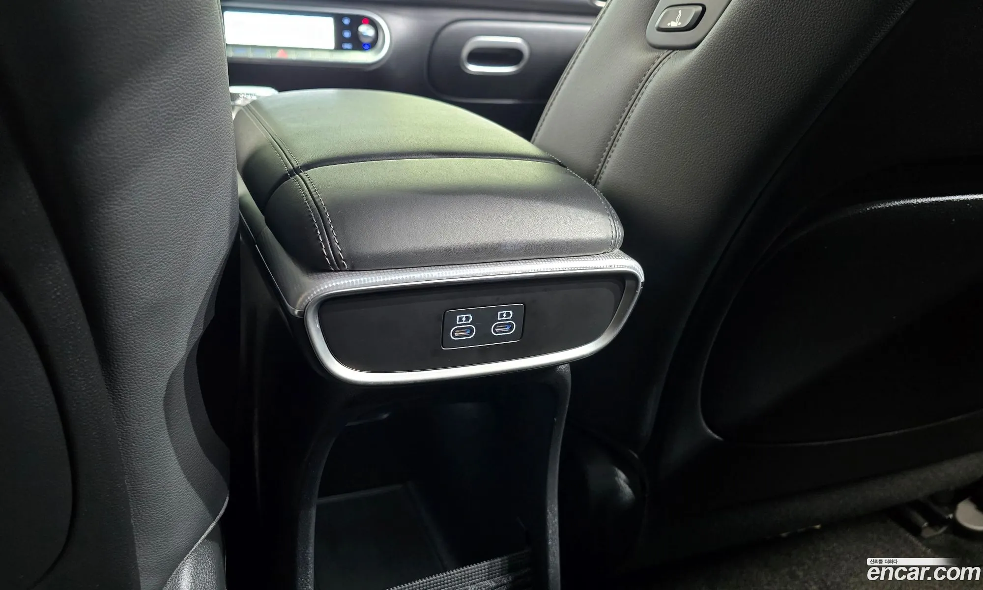 Genesis GV60 2022 — 15