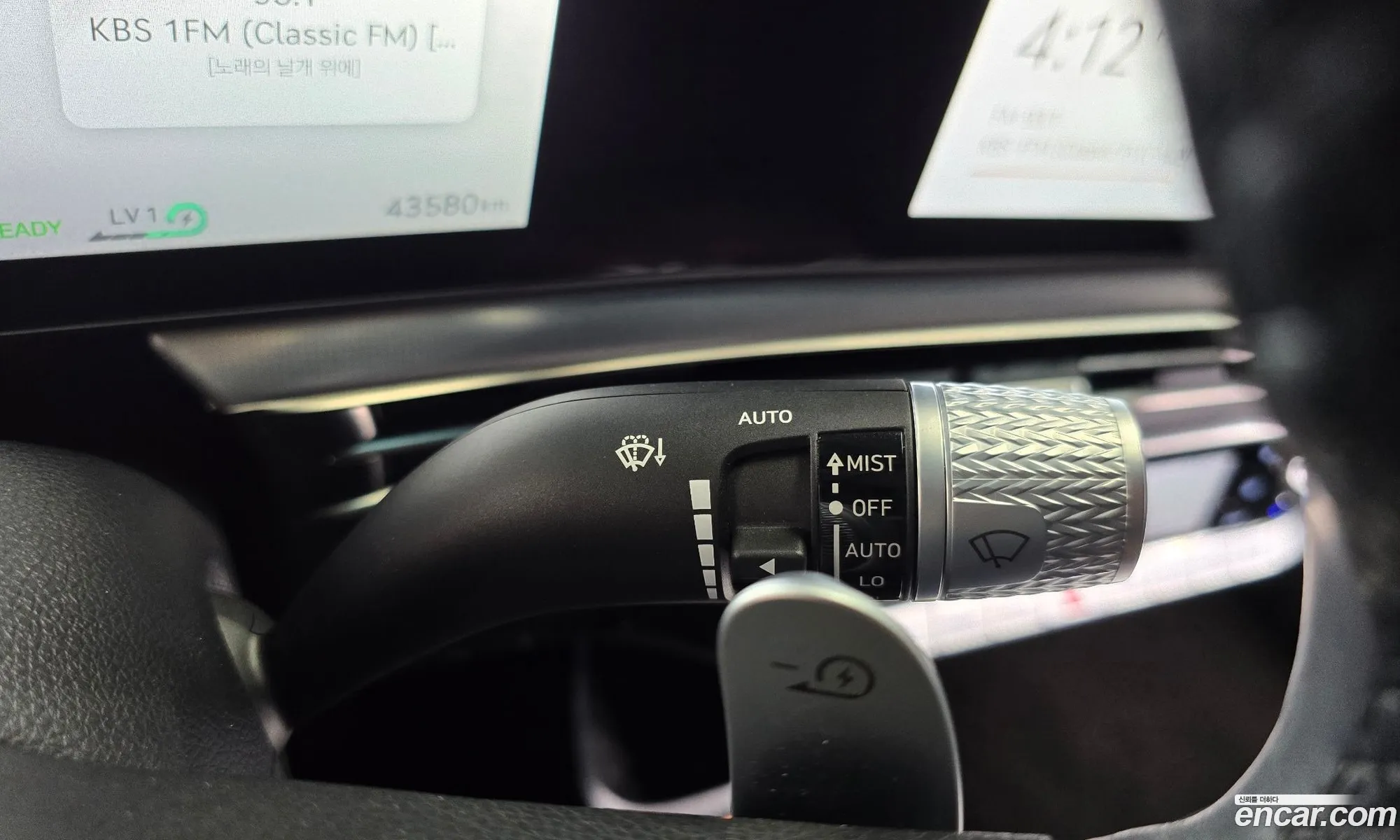 Genesis GV60 2022 — 24