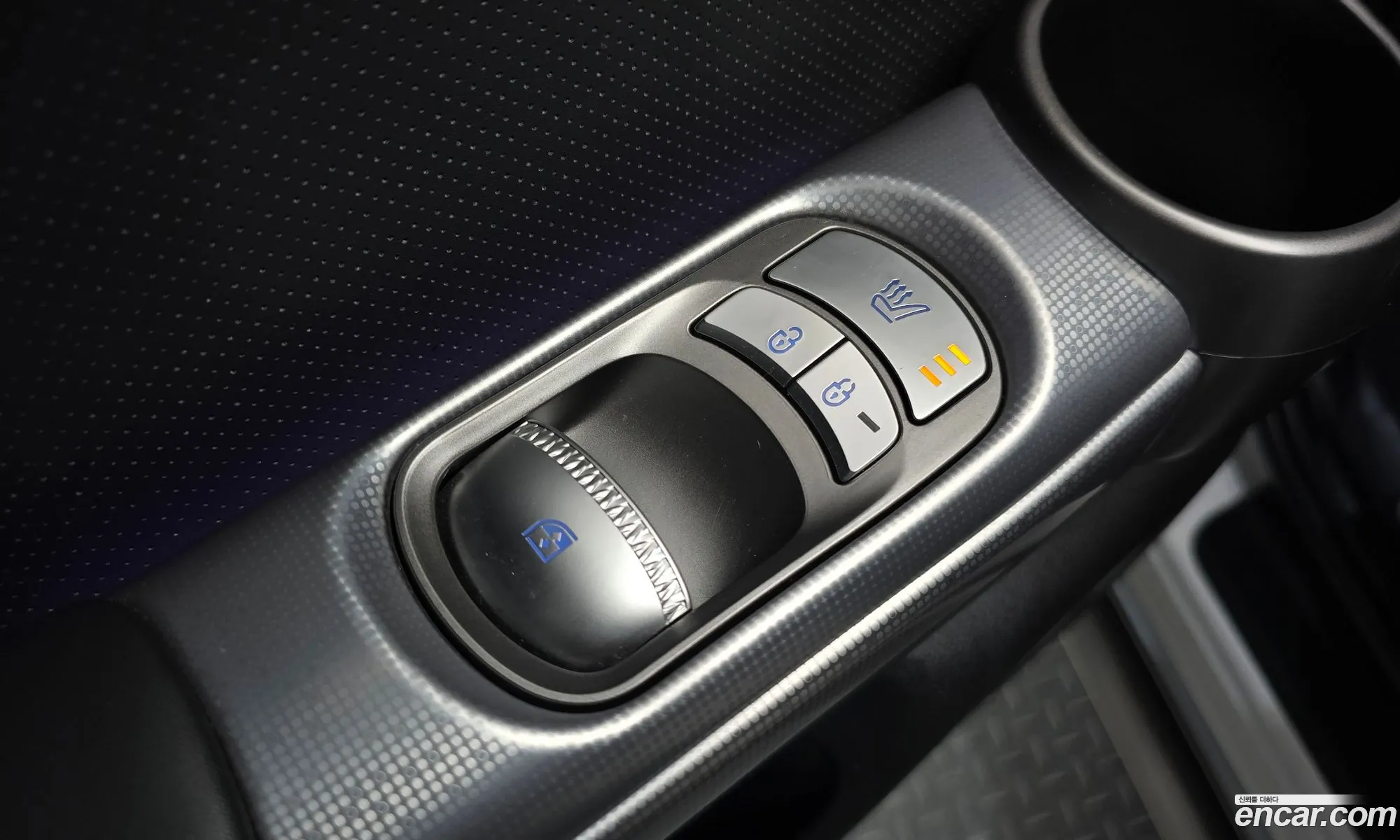 Genesis GV60 2022 — 4