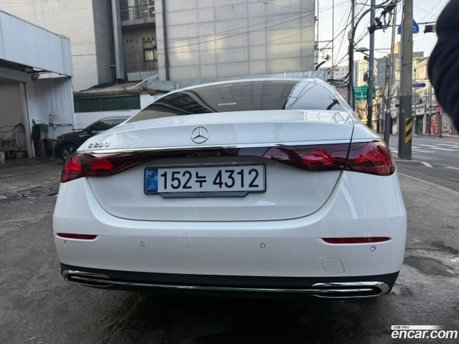 Mercedes-Benz E-Class W214 2025 — 4