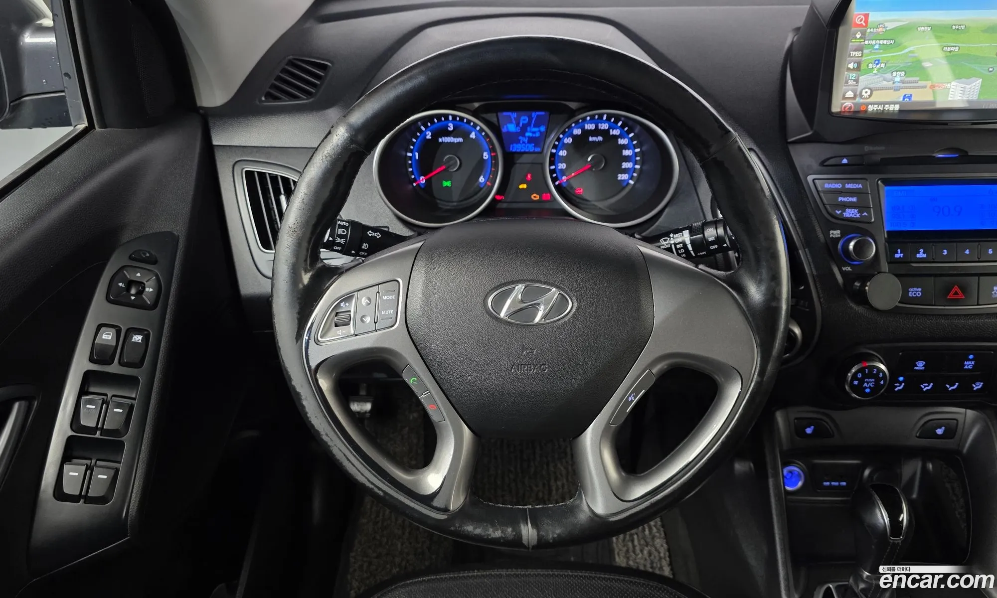 Hyundai Tucson ix 2015 — 16