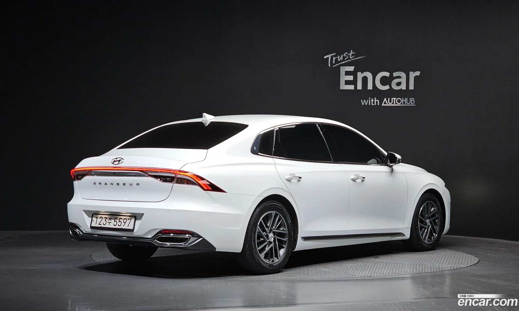 Hyundai Grandeur IG 2022 — 18