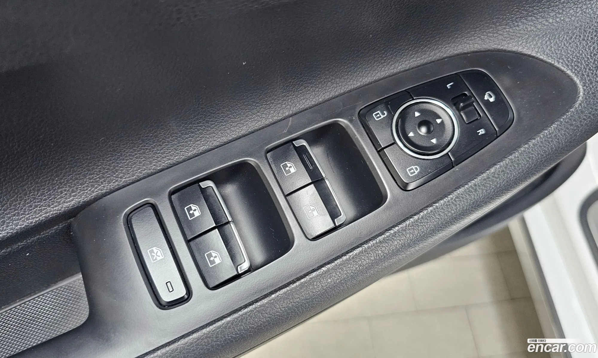 Hyundai Grandeur IG 2022 — 25