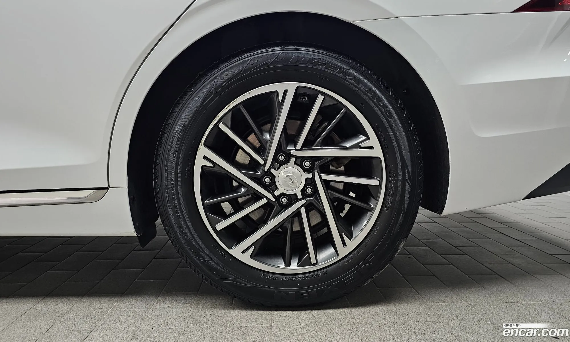Hyundai Grandeur IG 2022 — 24