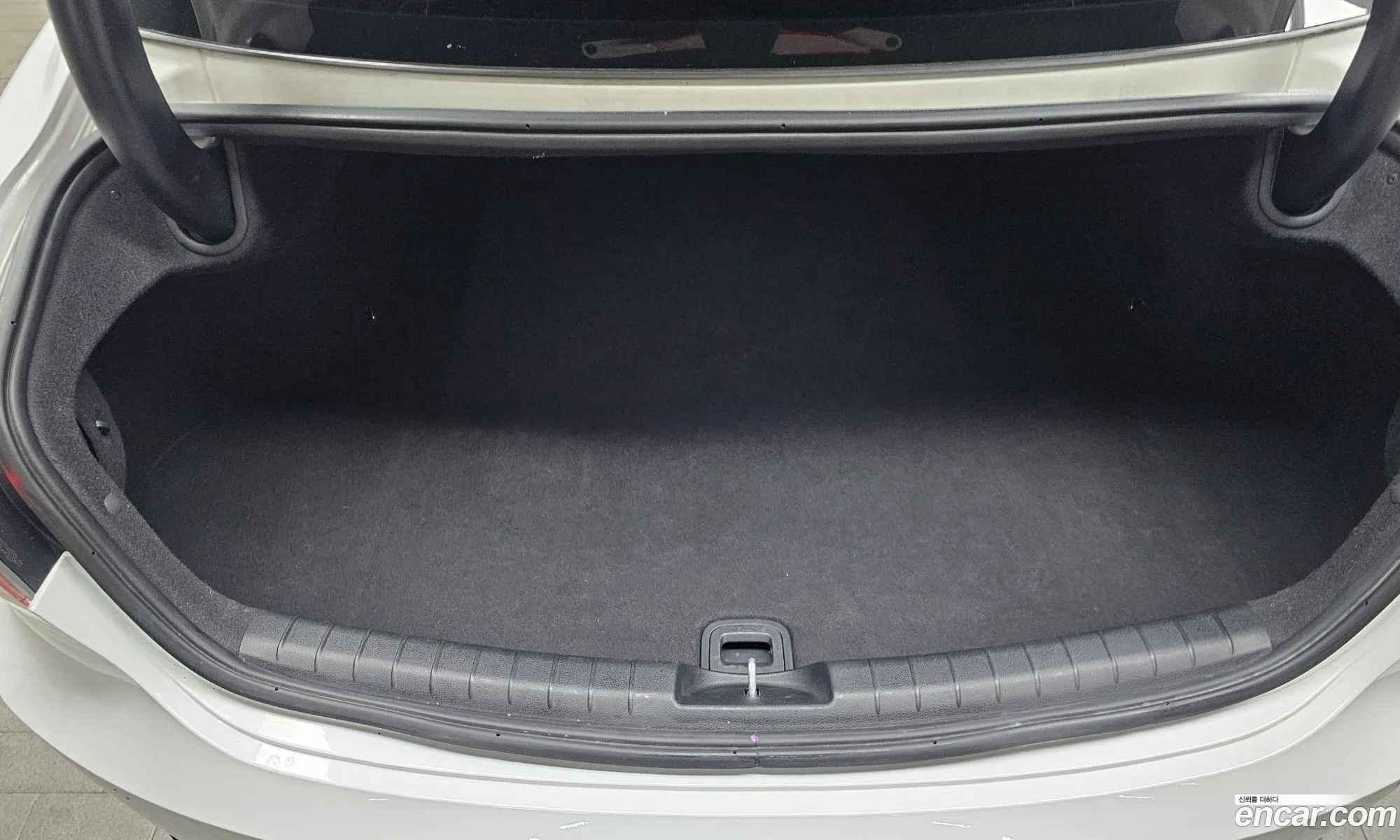 Hyundai Grandeur IG 2022 — 14