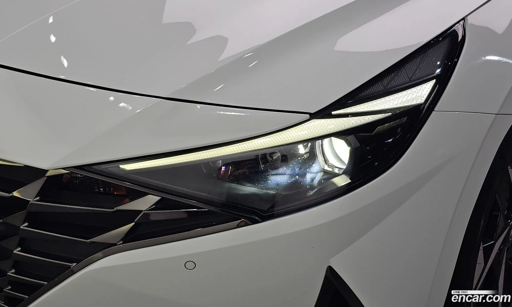 Hyundai Elantra 2021 — 19