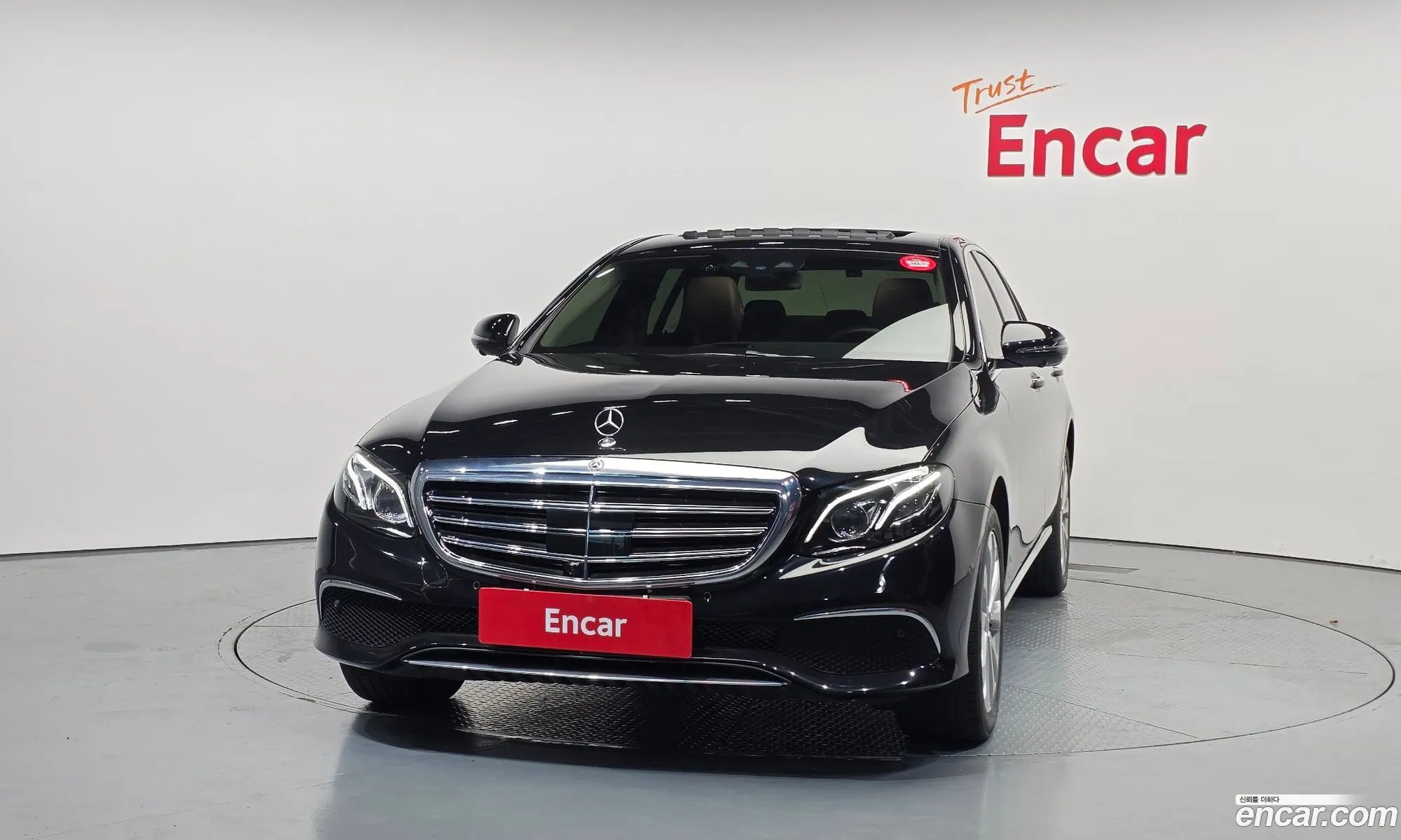 Mercedes-Benz E-Class W213 2020 — 19
