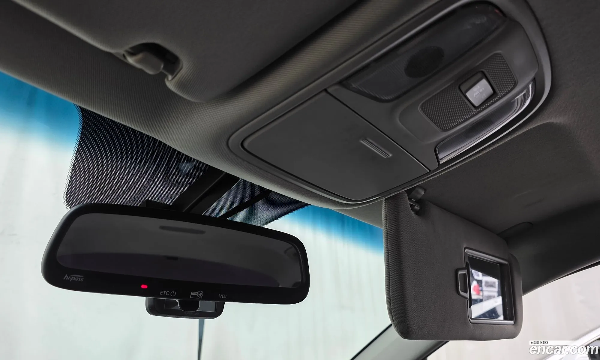 Kia K5 2019 — 14