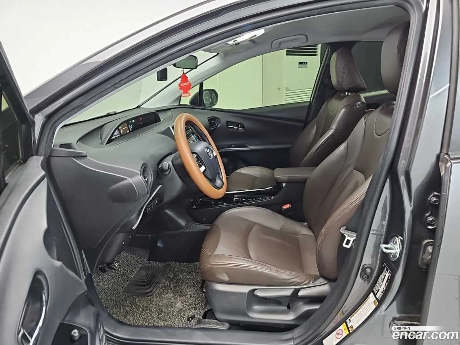 Toyota Prius 2017 — 3