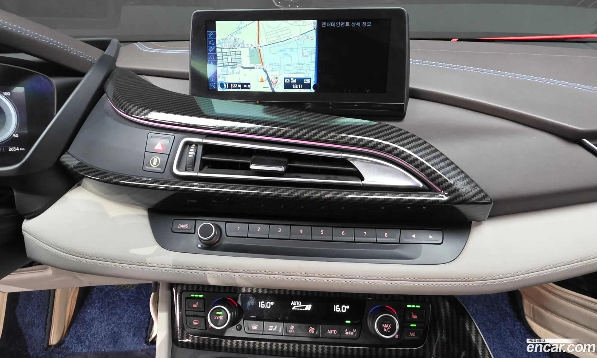 BMW i8 2015 WBY2Z2108FVX90926 — 30