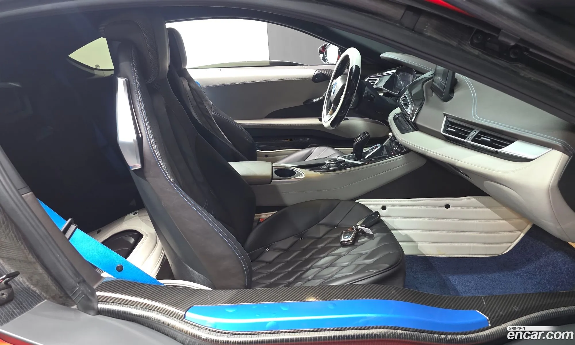 BMW i8 2015 WBY2Z2108FVX90926 — 21