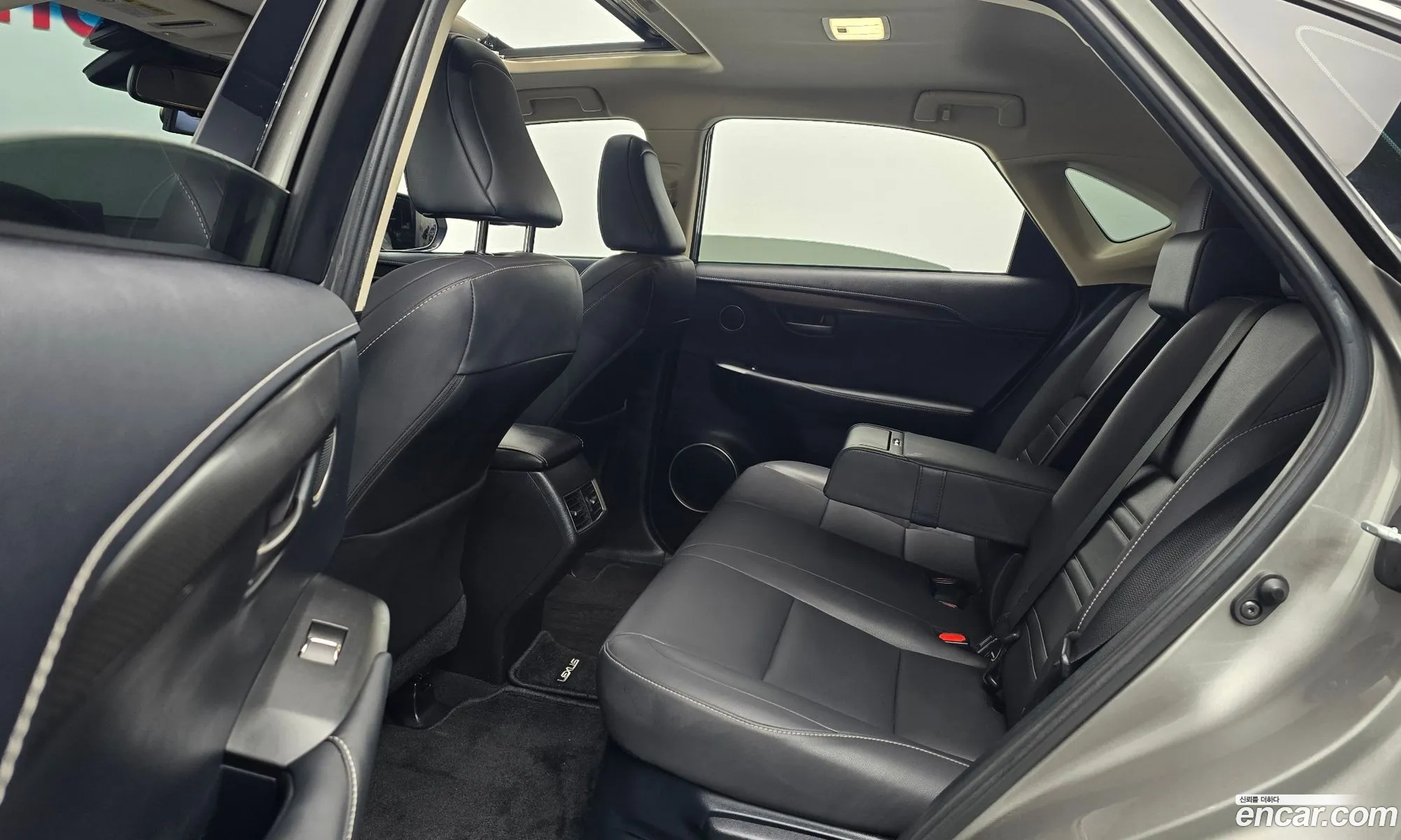 Lexus NX300h 2018 JTJBJRBZ5K2107572 — 24
