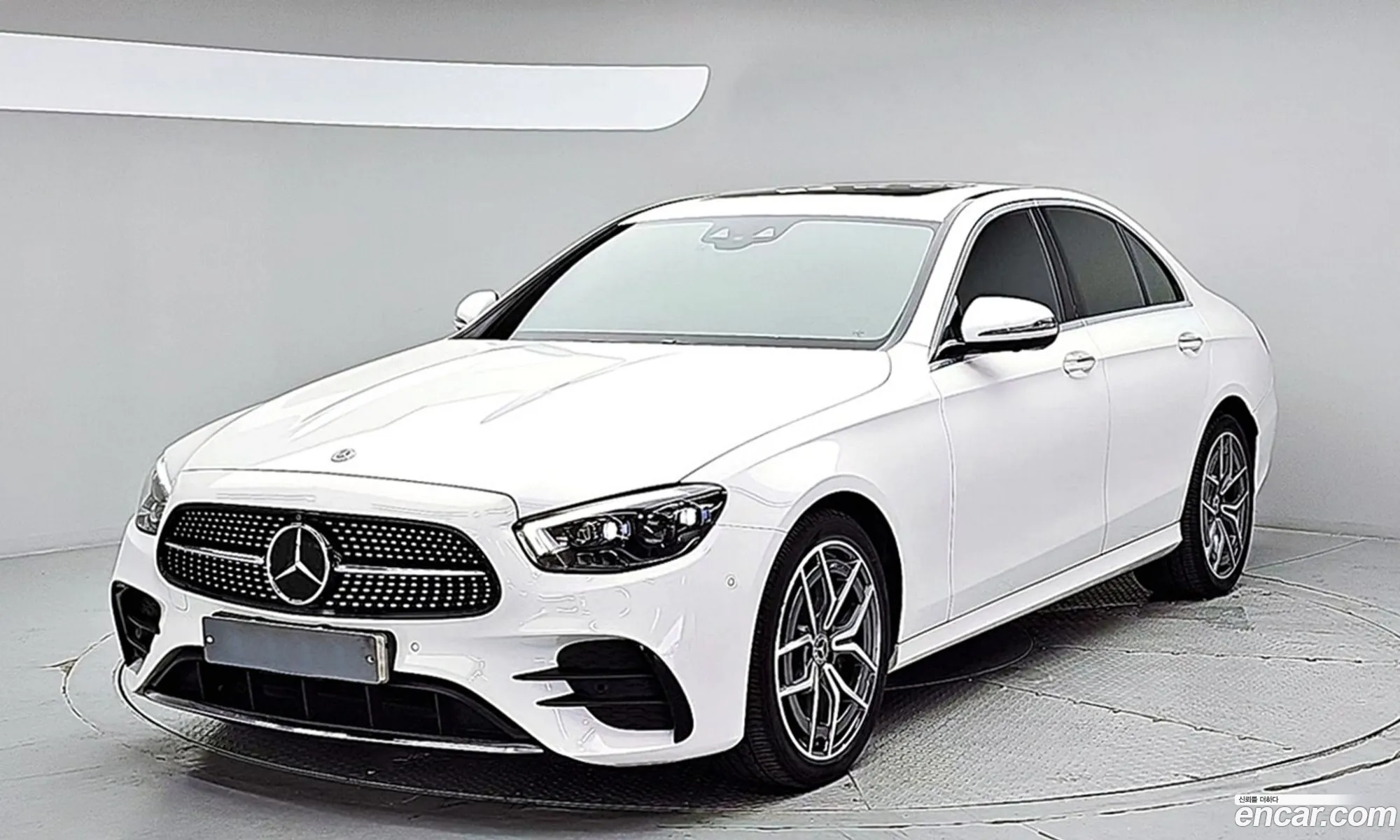 Mercedes-Benz E-Class W213 2021 — 19