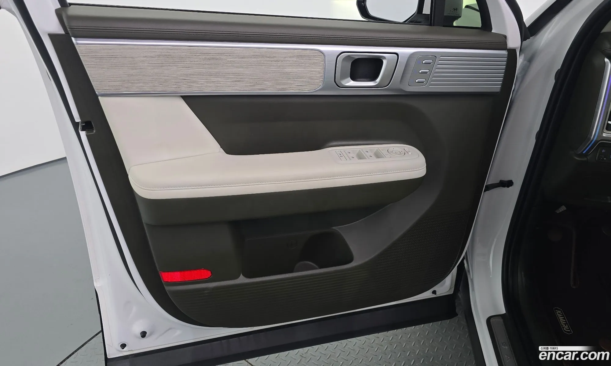Hyundai Santa Fe 2023 — 30
