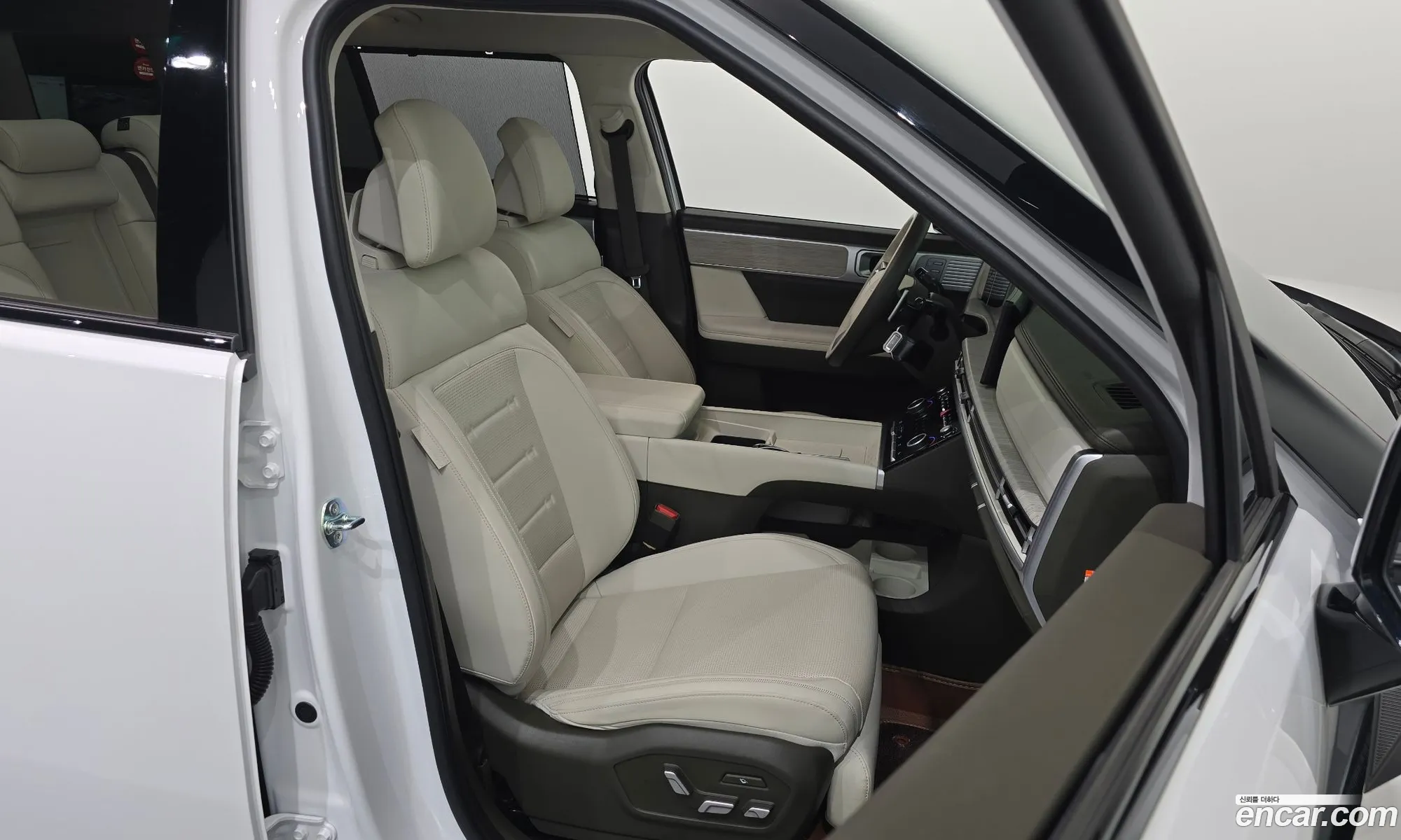 Hyundai Santa Fe 2023 — 27