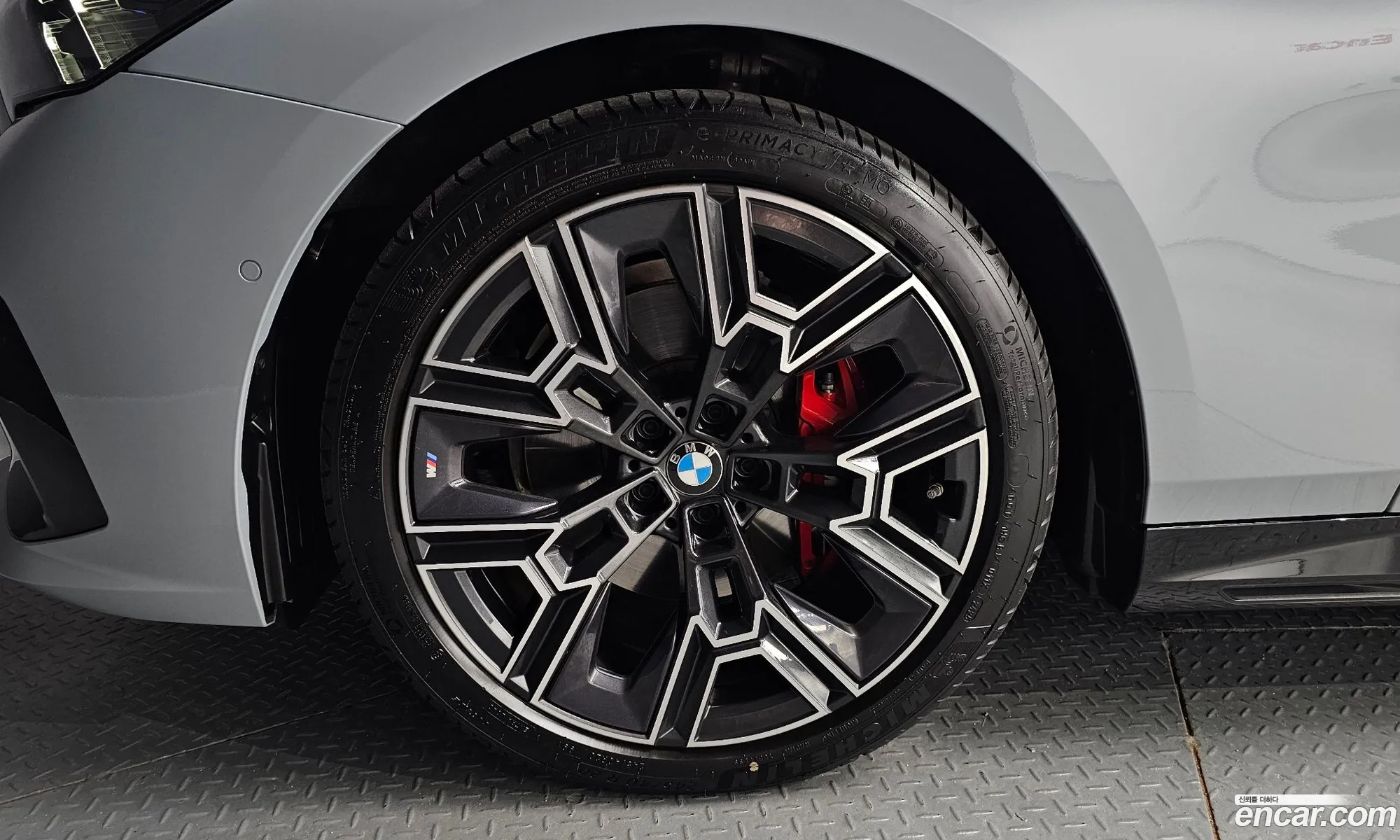 BMW 5 Series 2025 — 2
