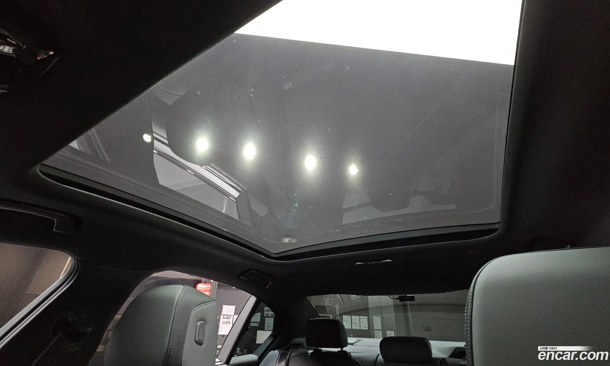 BMW 5 Series 2025 — 17