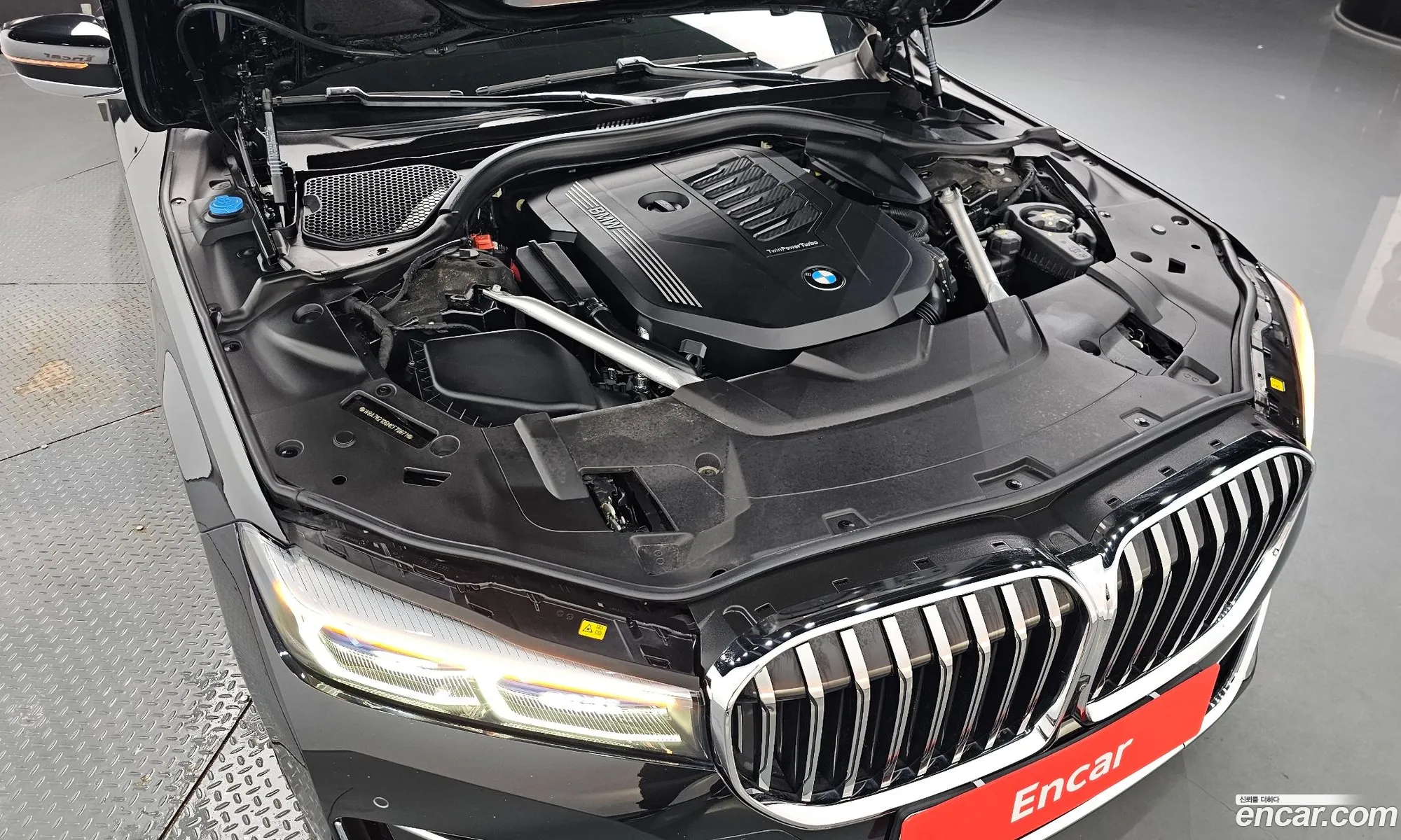 BMW 7 Series 2020 WBA7R2106MCF79871 — 19