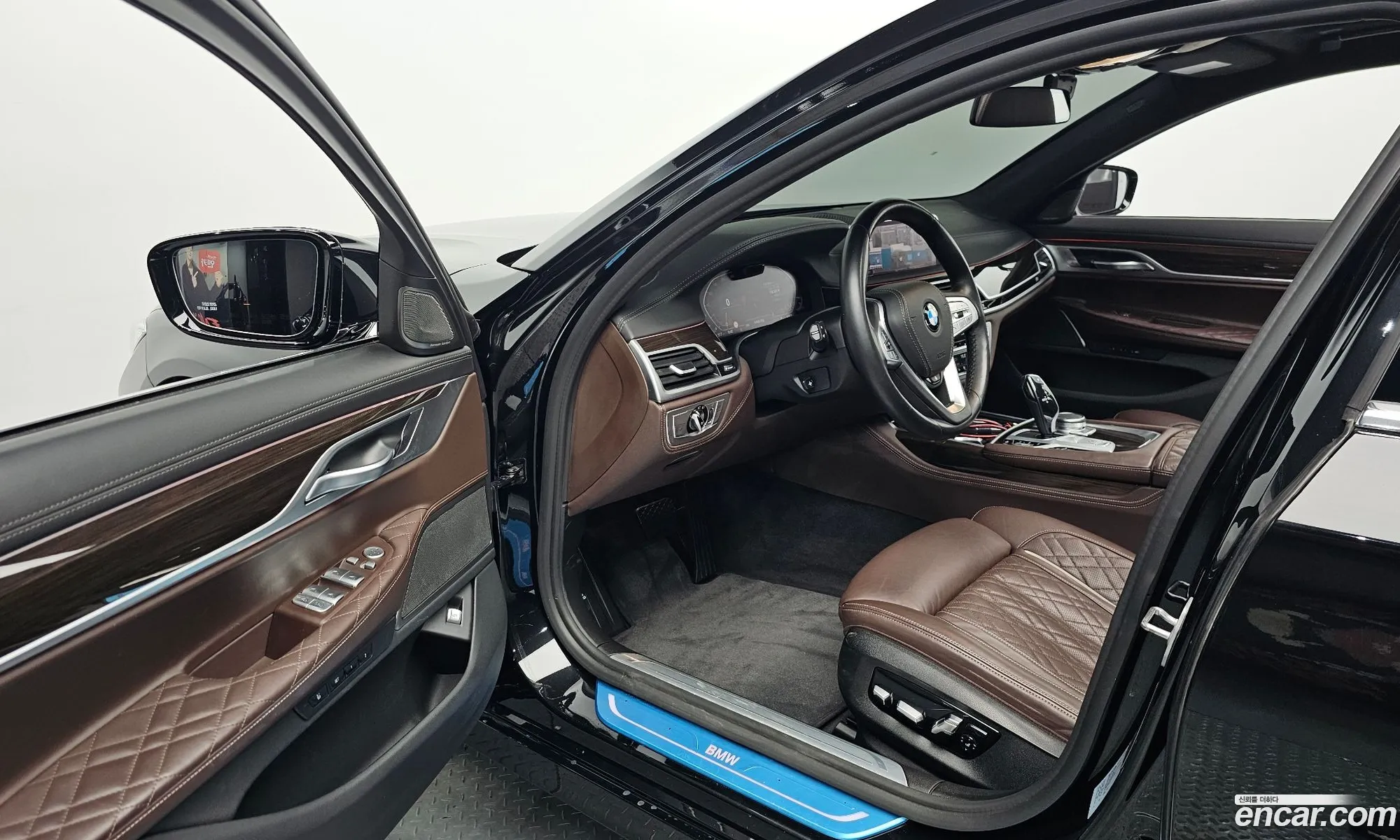 BMW 7 Series 2020 WBA7R2106MCF79871 — 30