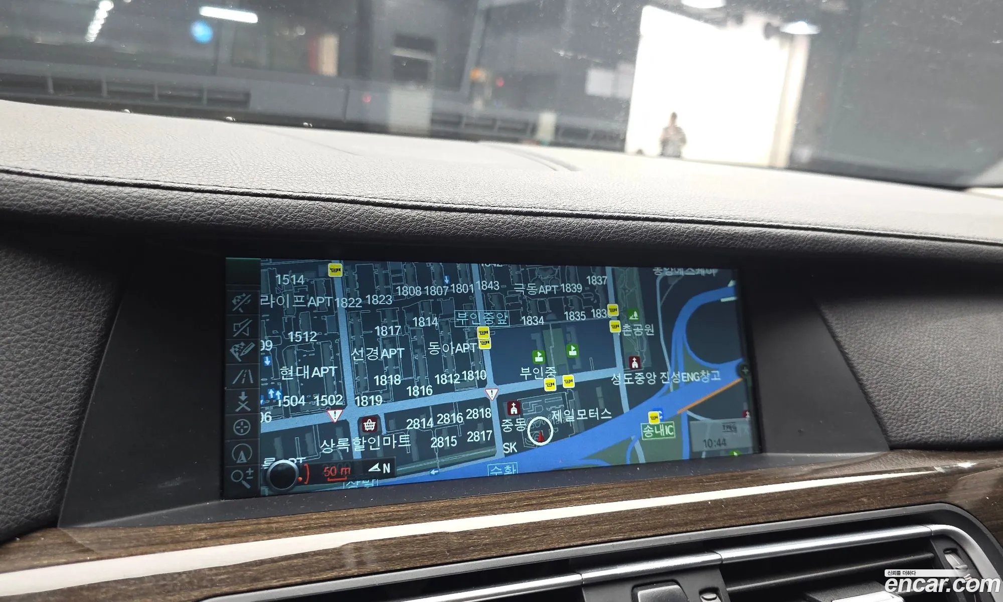 BMW 7 Series 2011 WBAKB8104BC345420 — 14