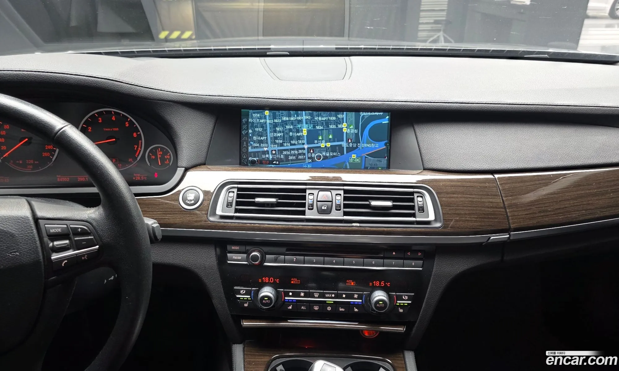 BMW 7 Series 2011 WBAKB8104BC345420 — 4