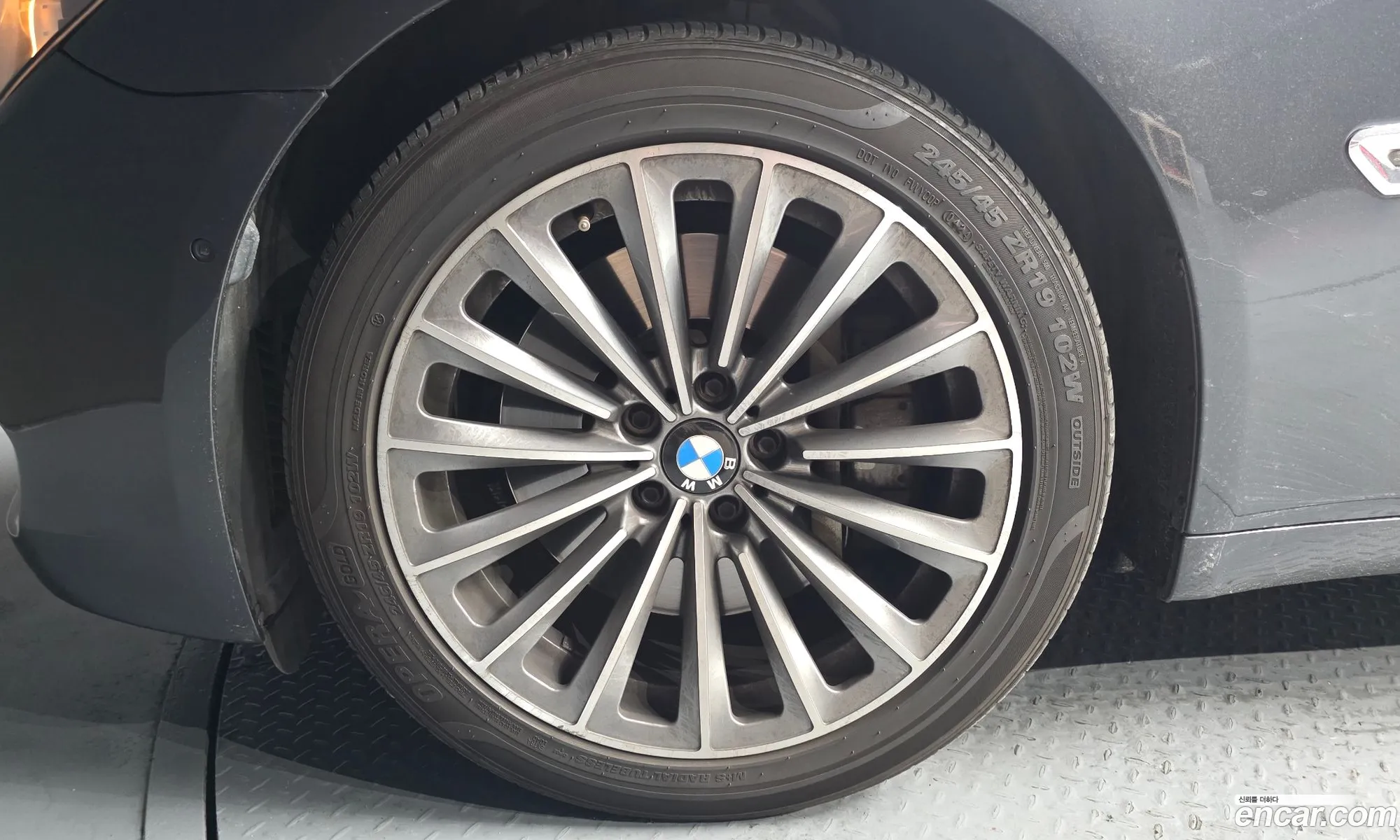 BMW 7 Series 2011 WBAKB8104BC345420 — 11