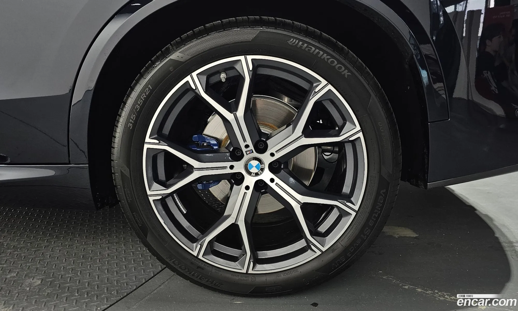 BMW X5 2025 WBA11EV05T9188020 — 30