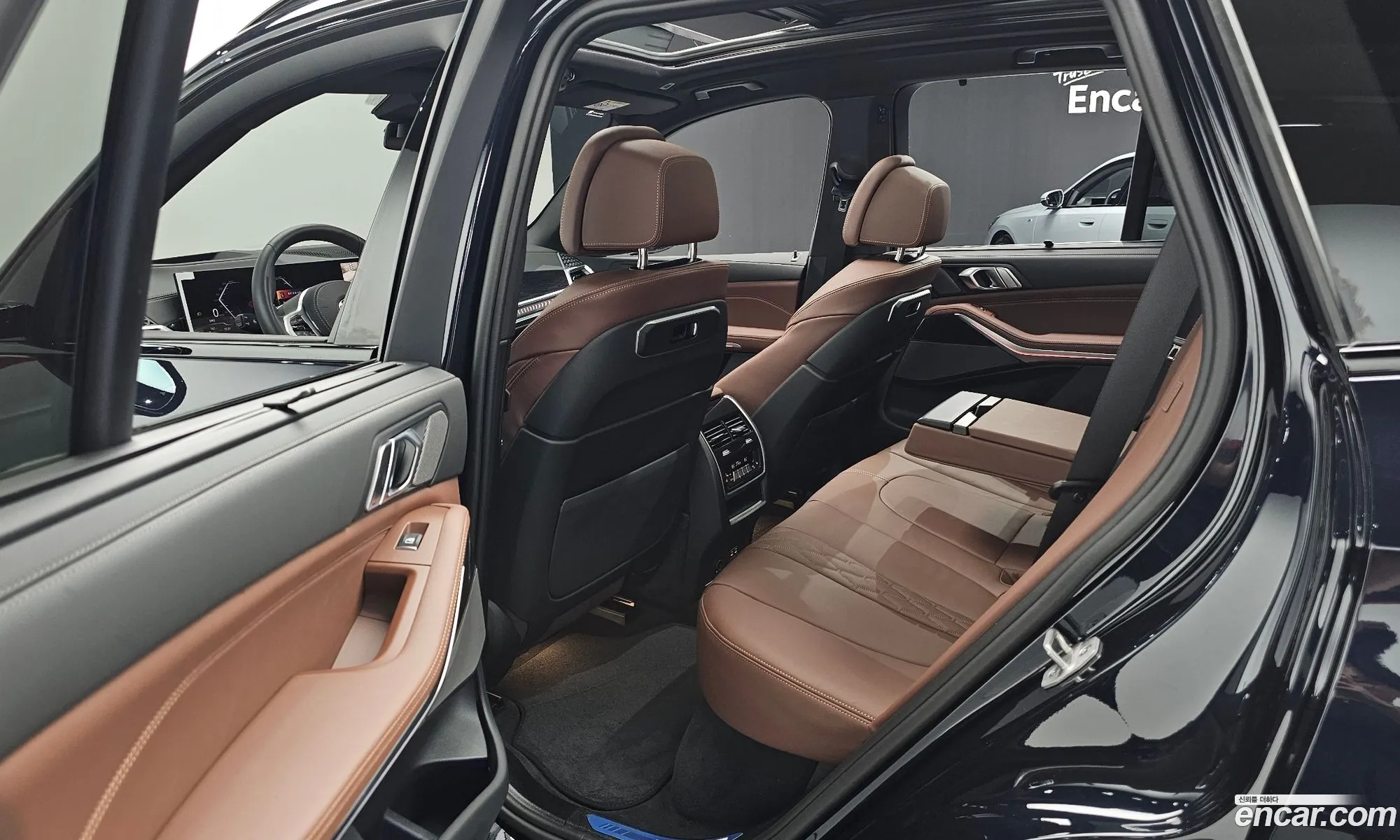 BMW X5 2025 WBA11EV05T9188020 — 24