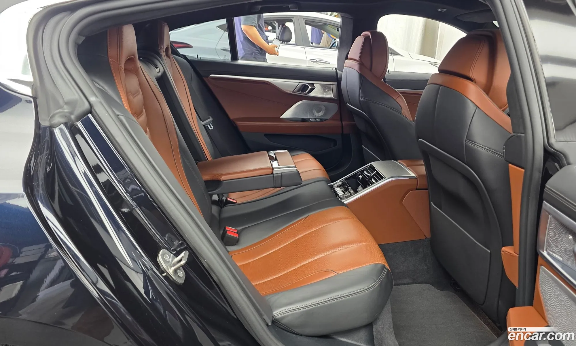 BMW 8 Series 2021 — 2