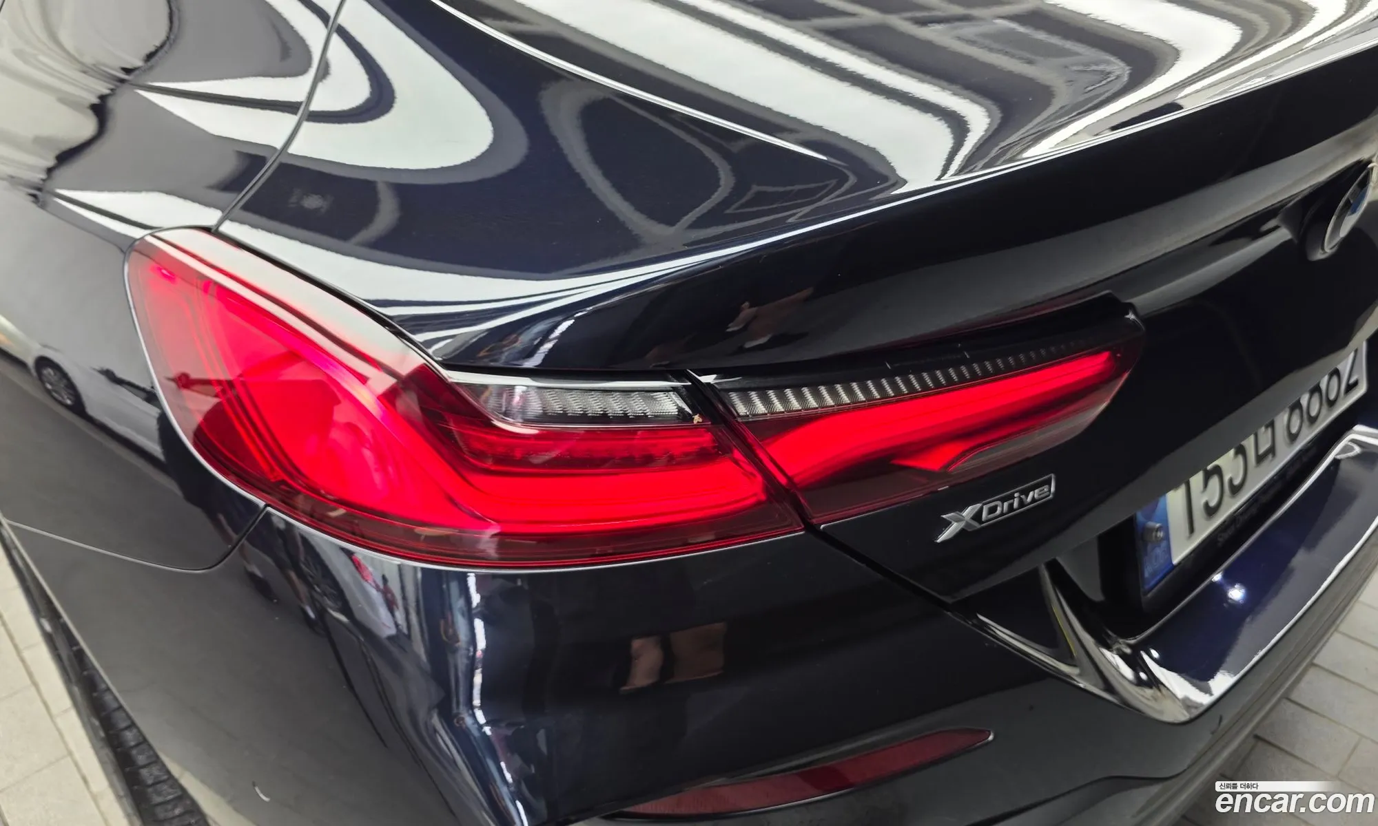 BMW 8 Series 2021 — 14