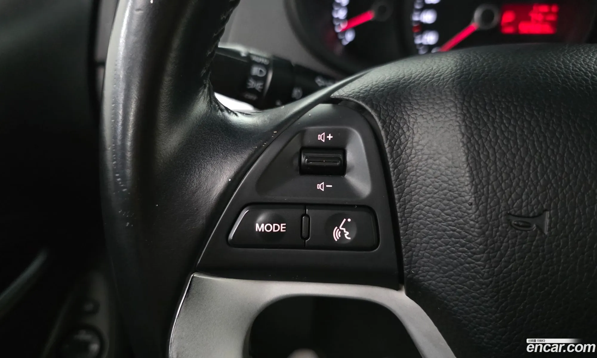 Kia Morning 2014 KNABX511BFT800084 — 10
