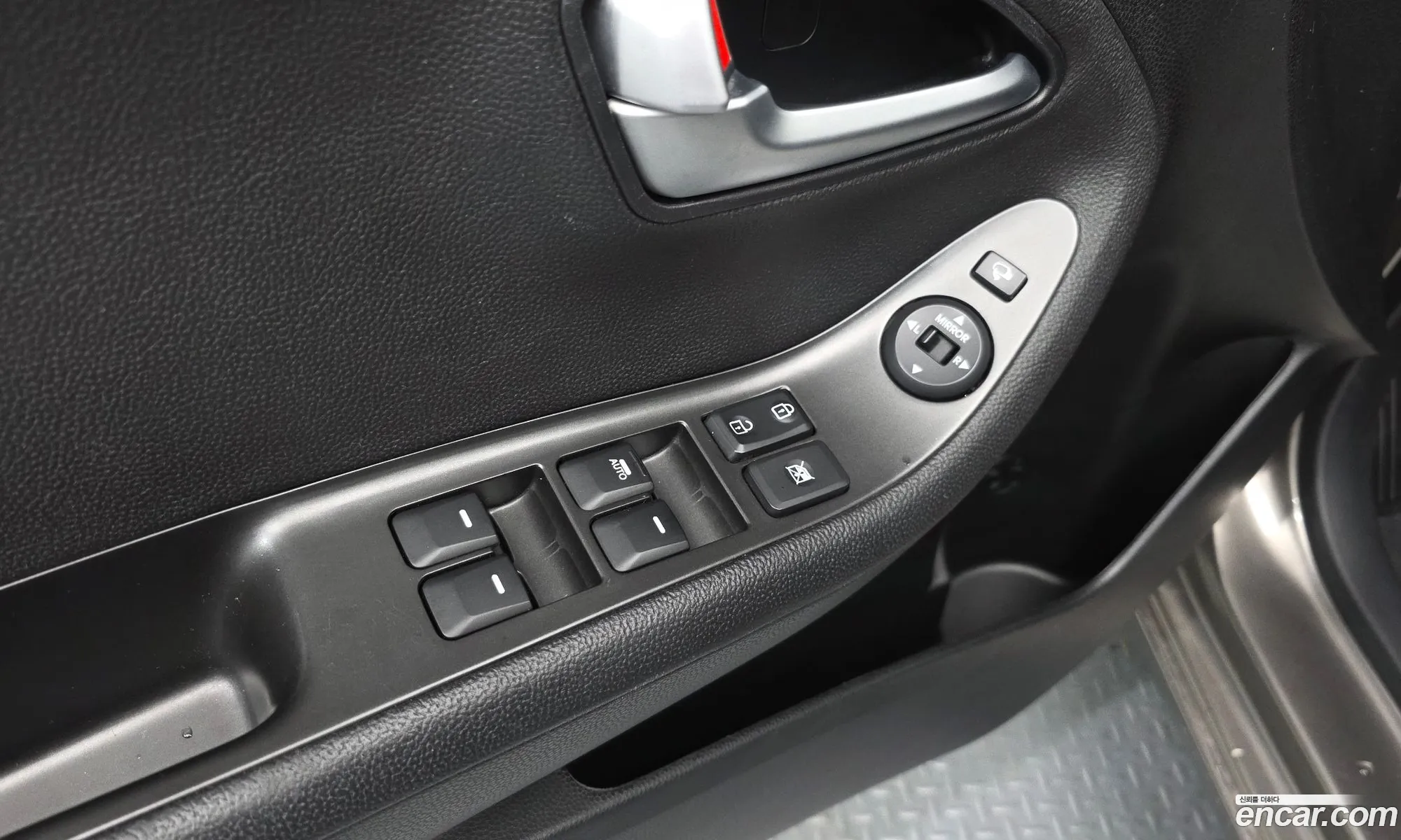 Kia Morning 2014 KNABX511BFT800084 — 16