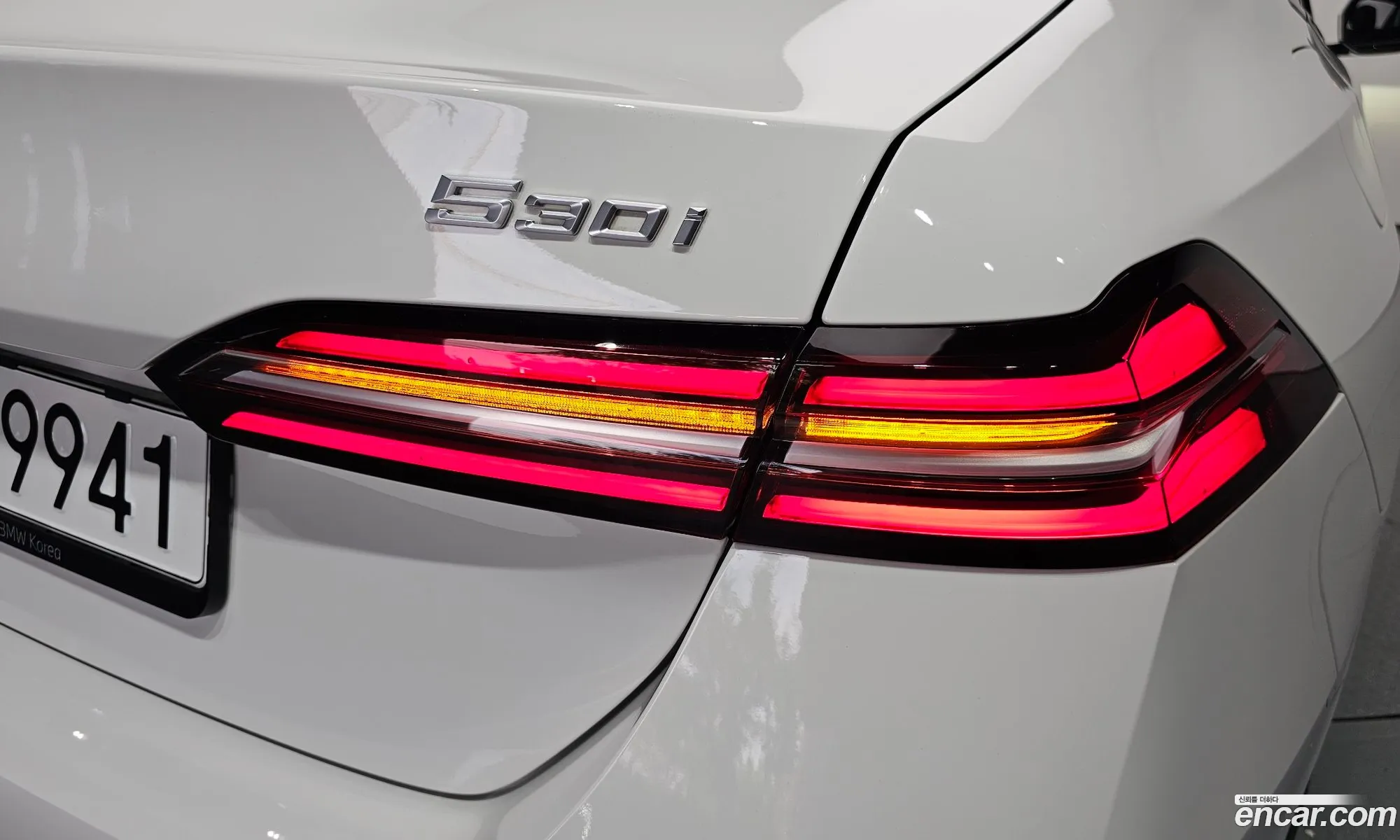 BMW 5 Series 2025 WBA51FJ08SCT78358 — 10