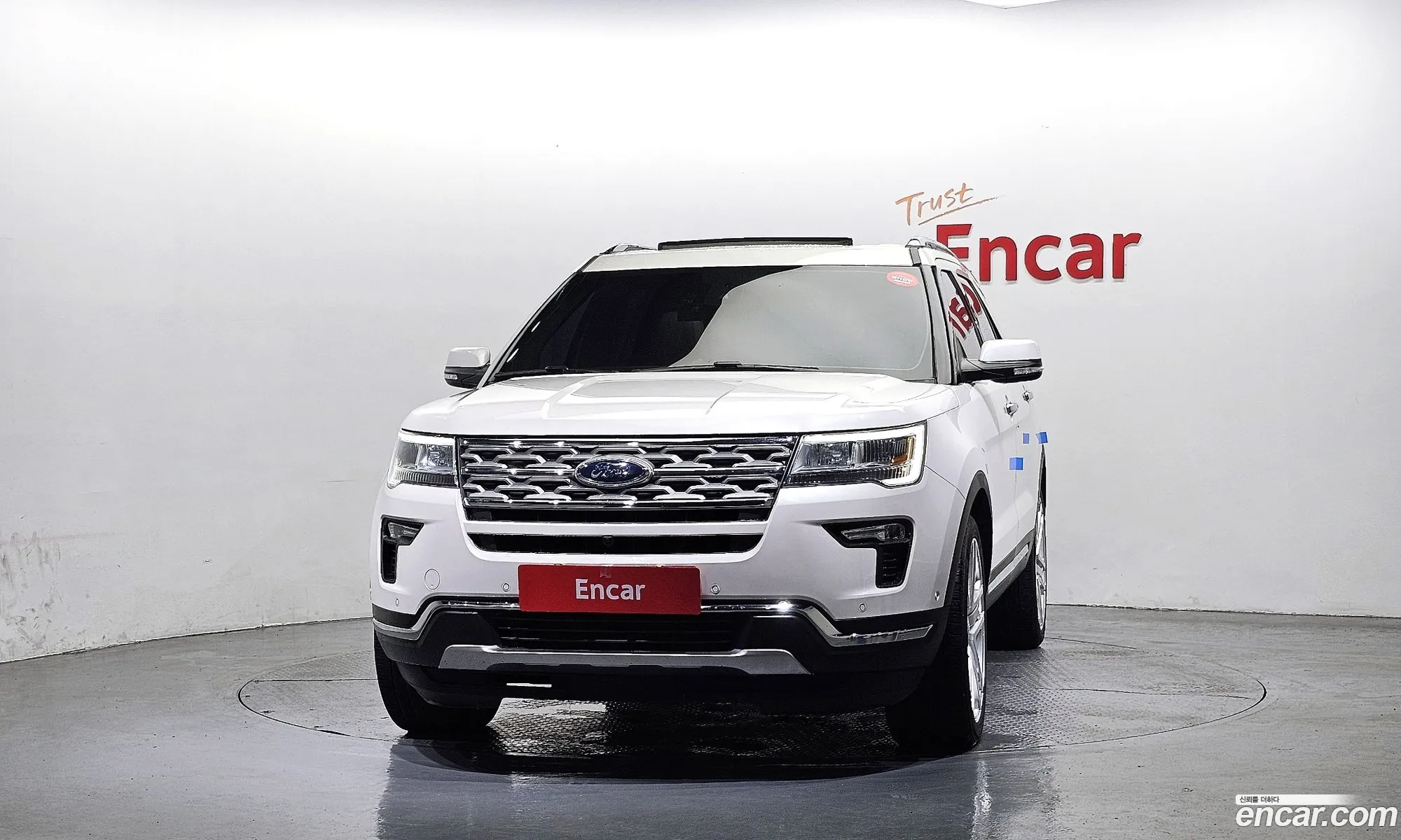 Ford Explorer 2018 — 18