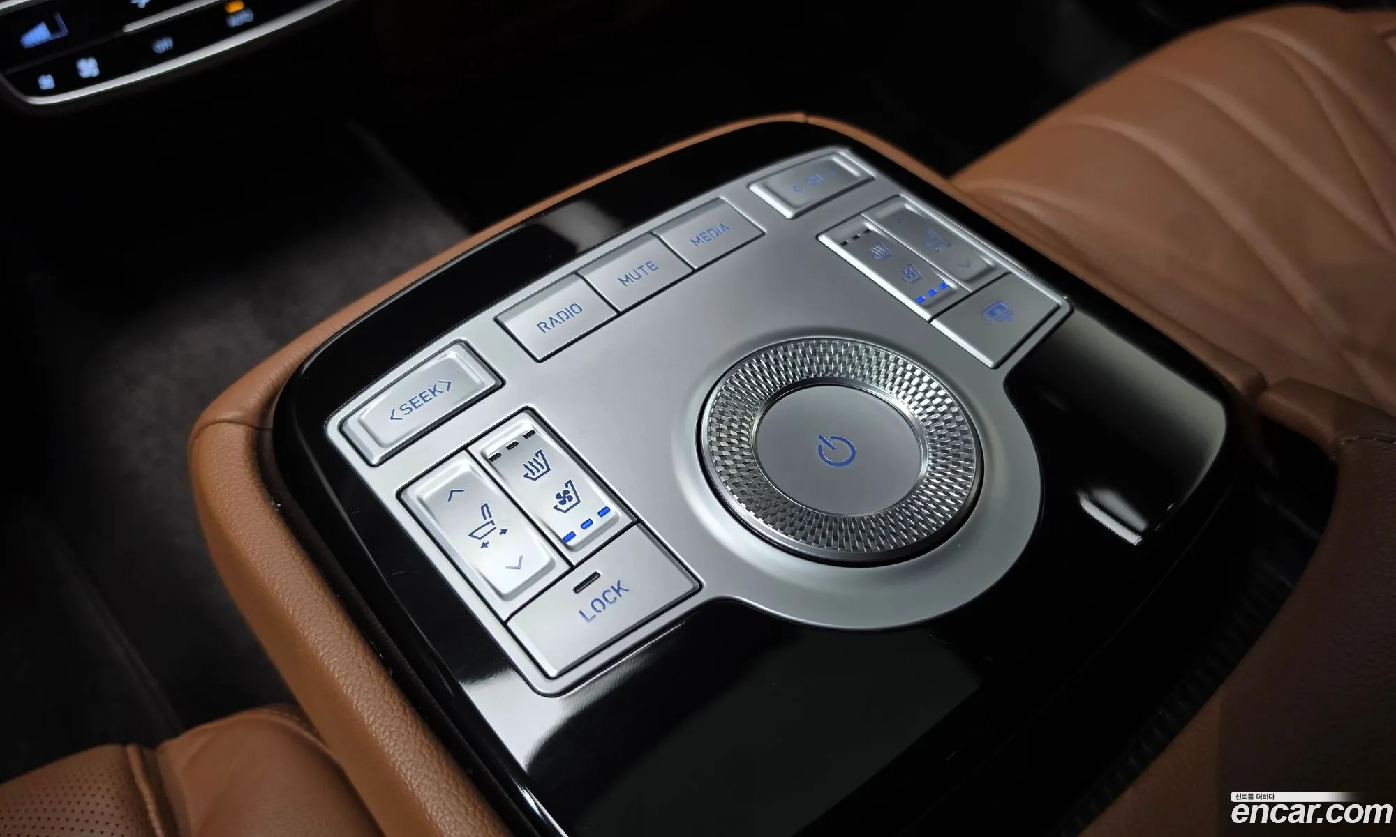 Genesis G80 2020 — 17