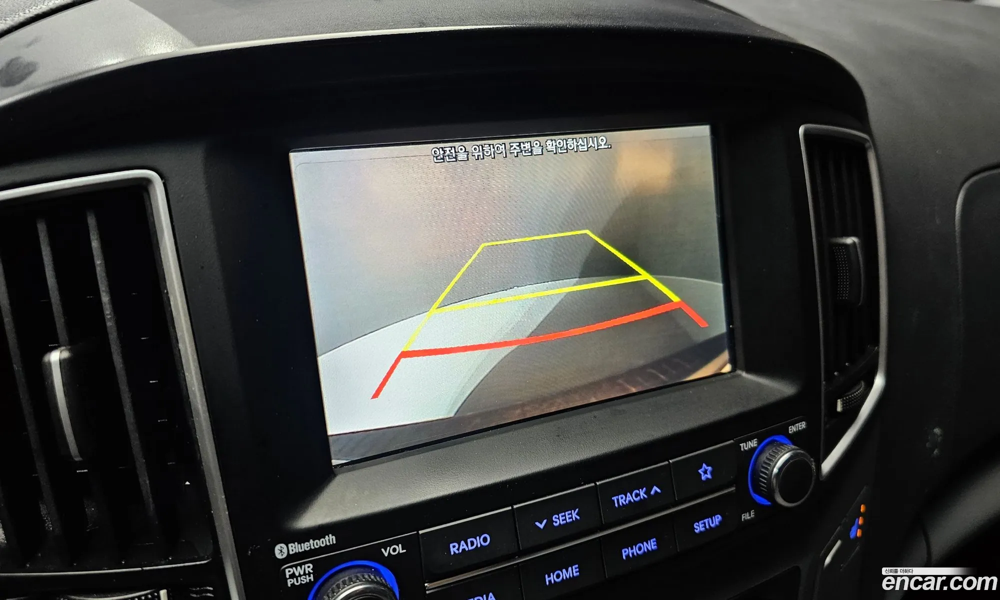 Hyundai Grand Starex 2020 — 29