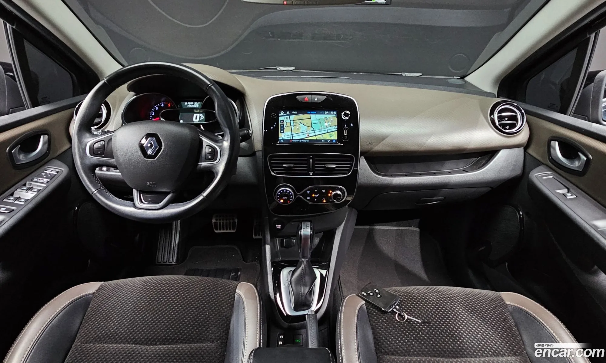 Renault Korea (Samsung) Clio 2019 — 10