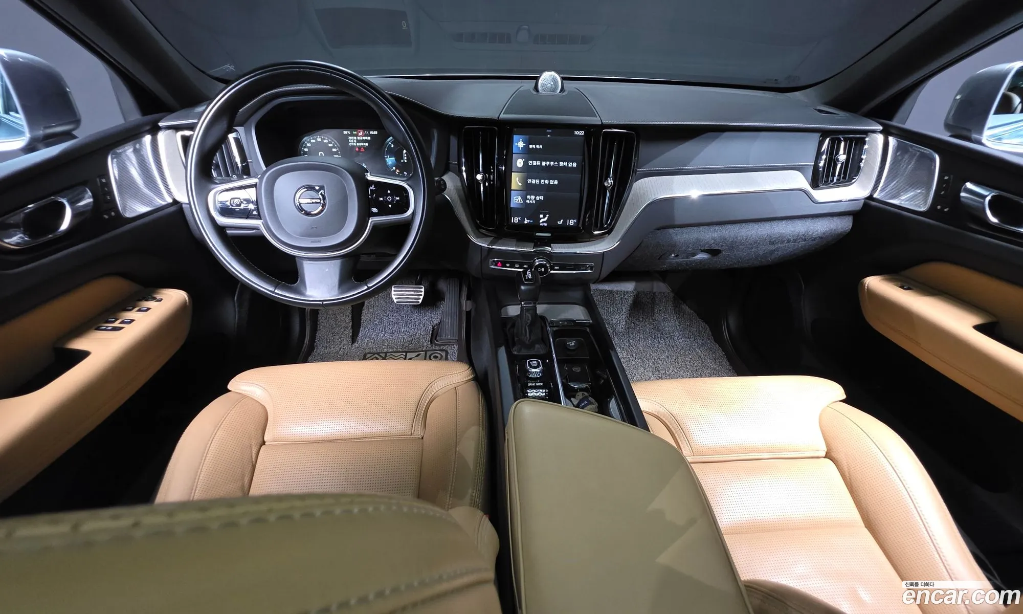 Volvo XC60 2019 YV1UZ68TCK1314464 — 30