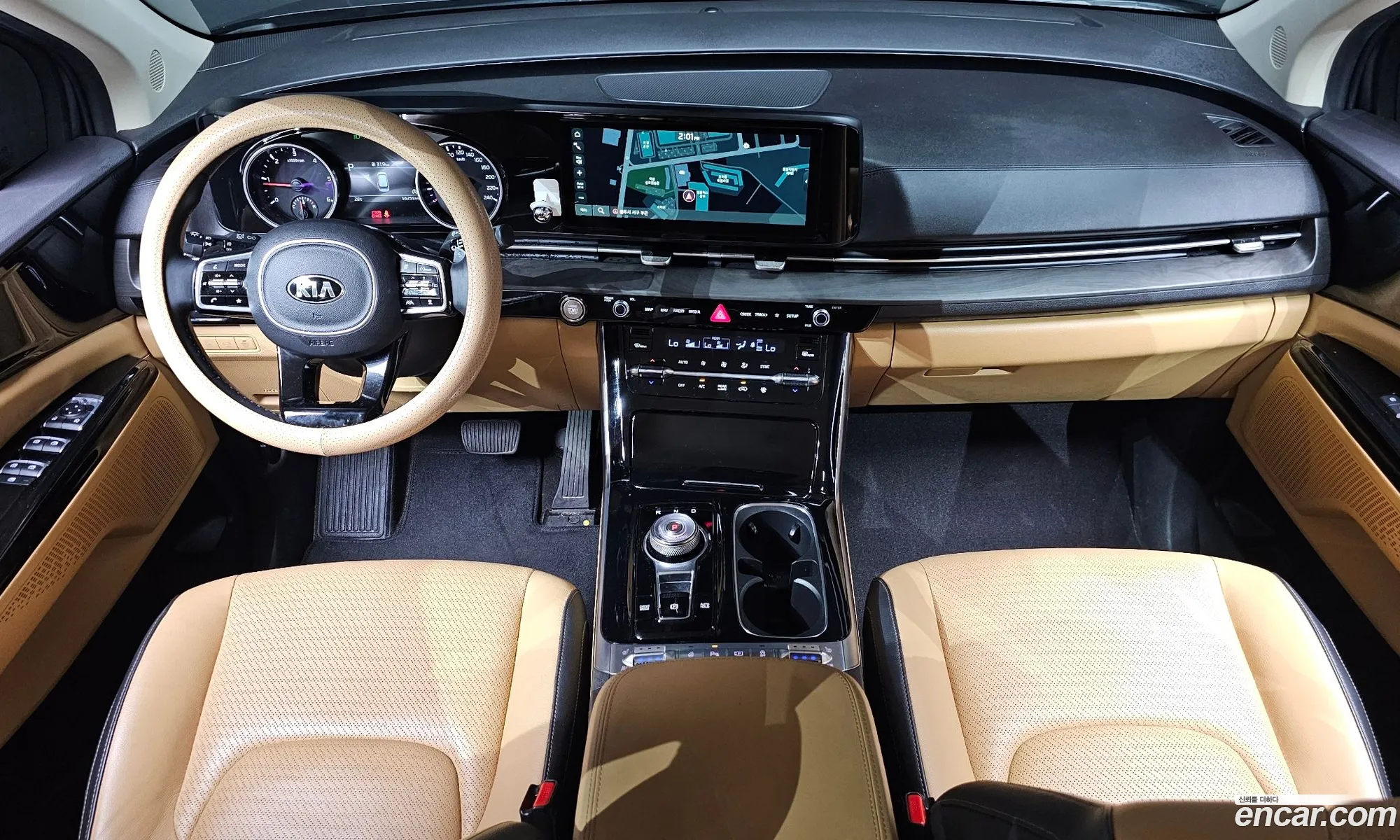 Kia Carnival 2021 — 2