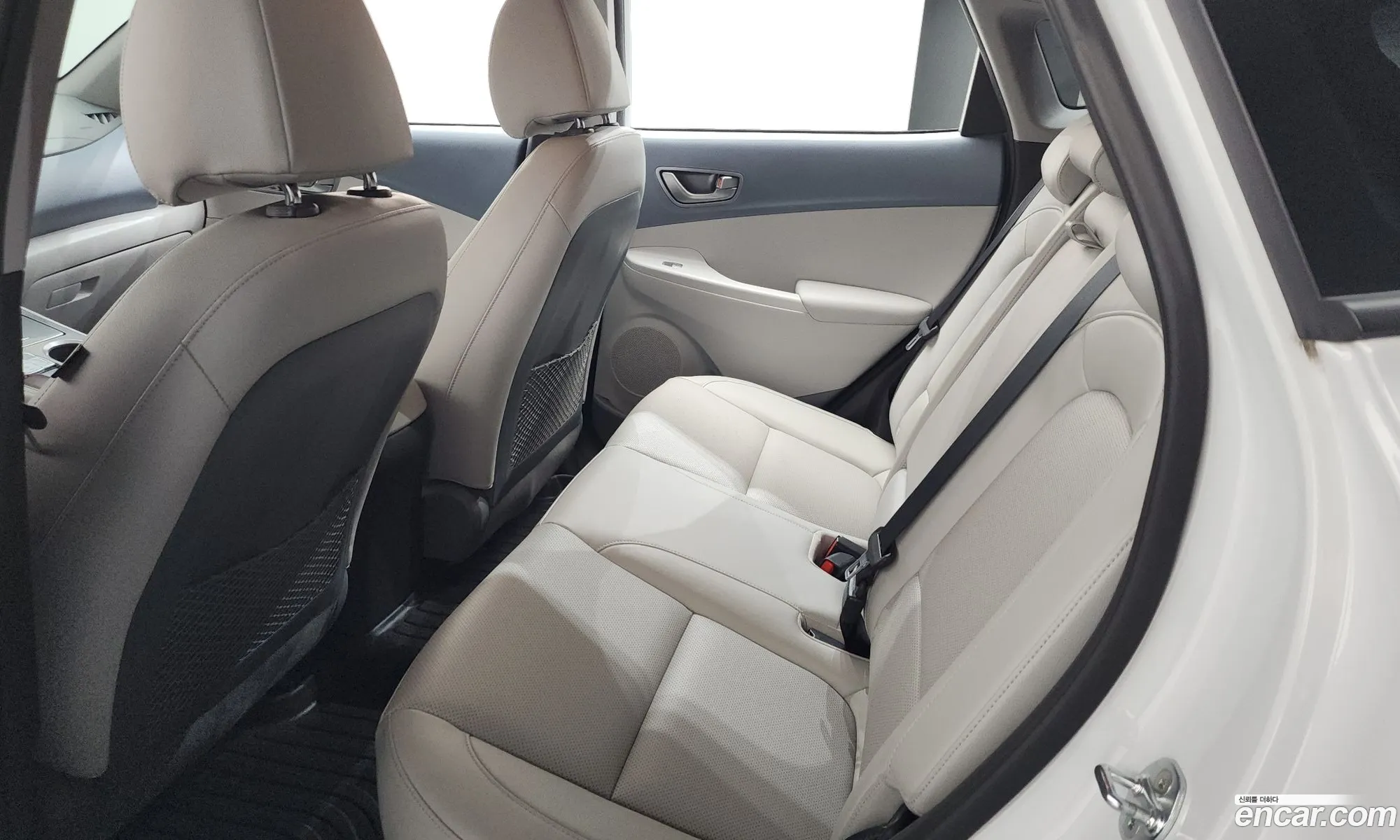 Hyundai Kona Electric 2019 — 4